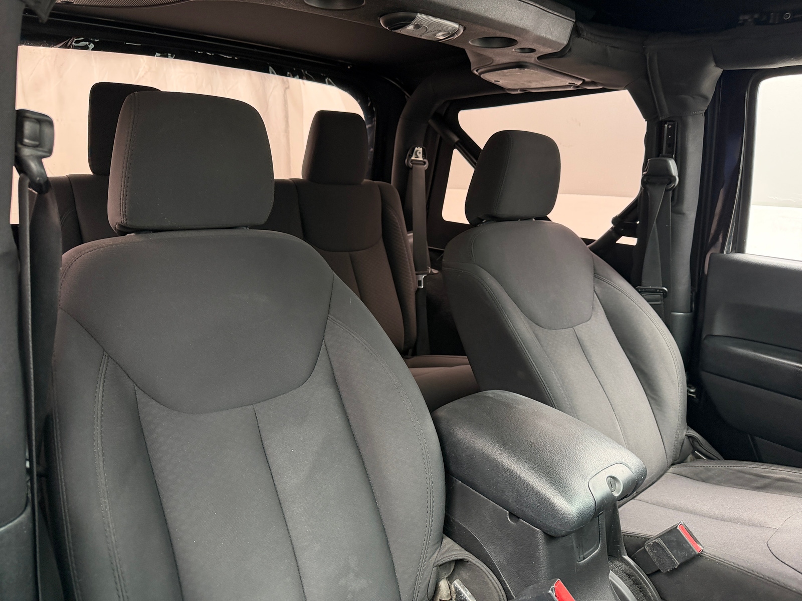 Thumbnail: 2015 Jeep Wrangler - 2