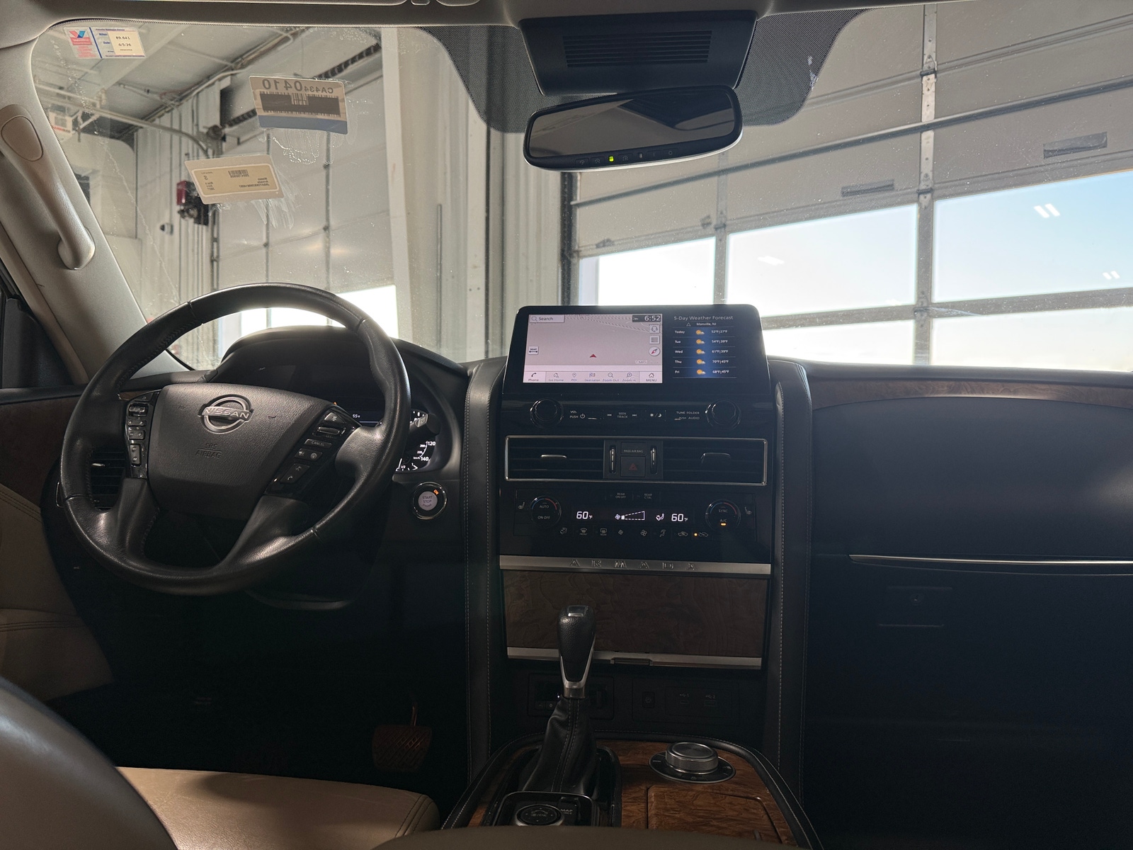 Thumbnail: 2022 Nissan Armada - 2