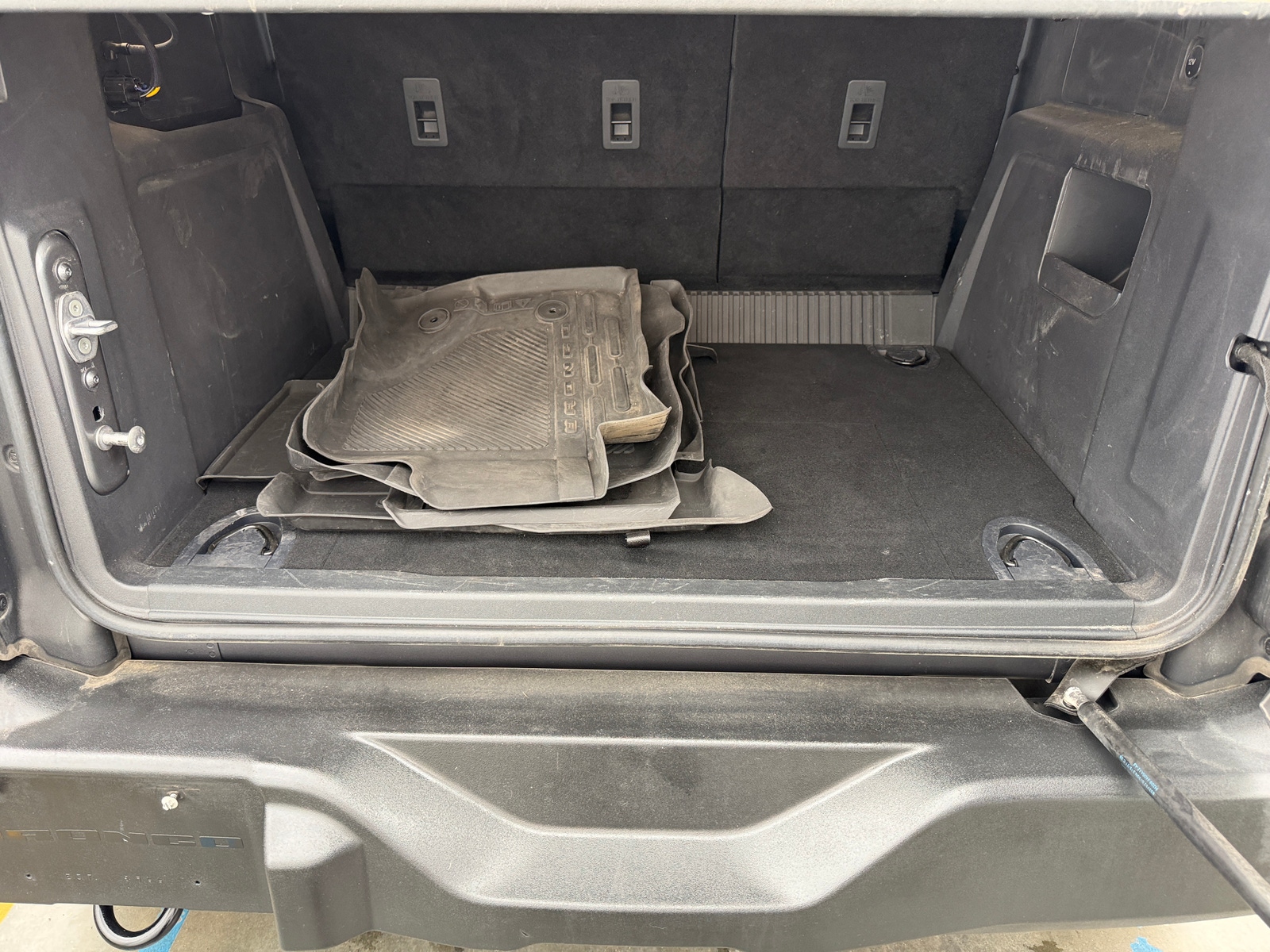 Thumbnail: 2021 Ford Bronco - 7