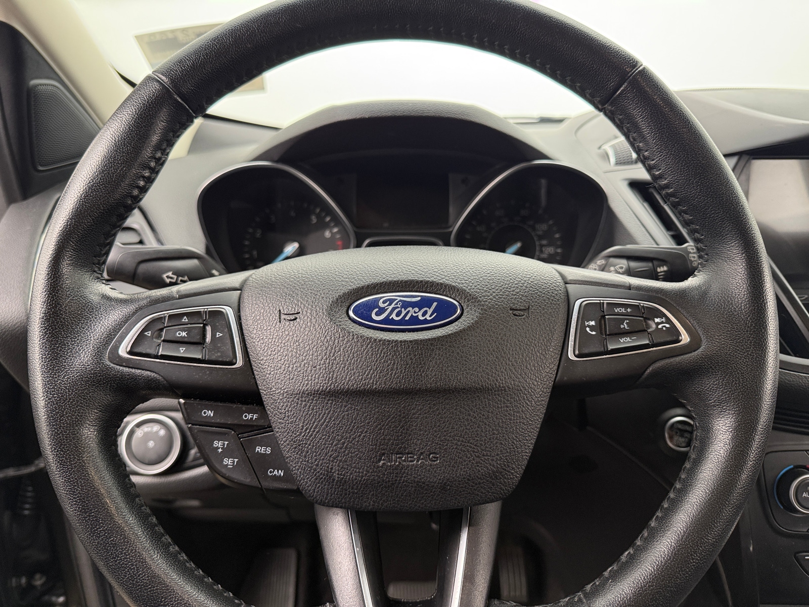 Thumbnail: 2019 Ford Escape - 4