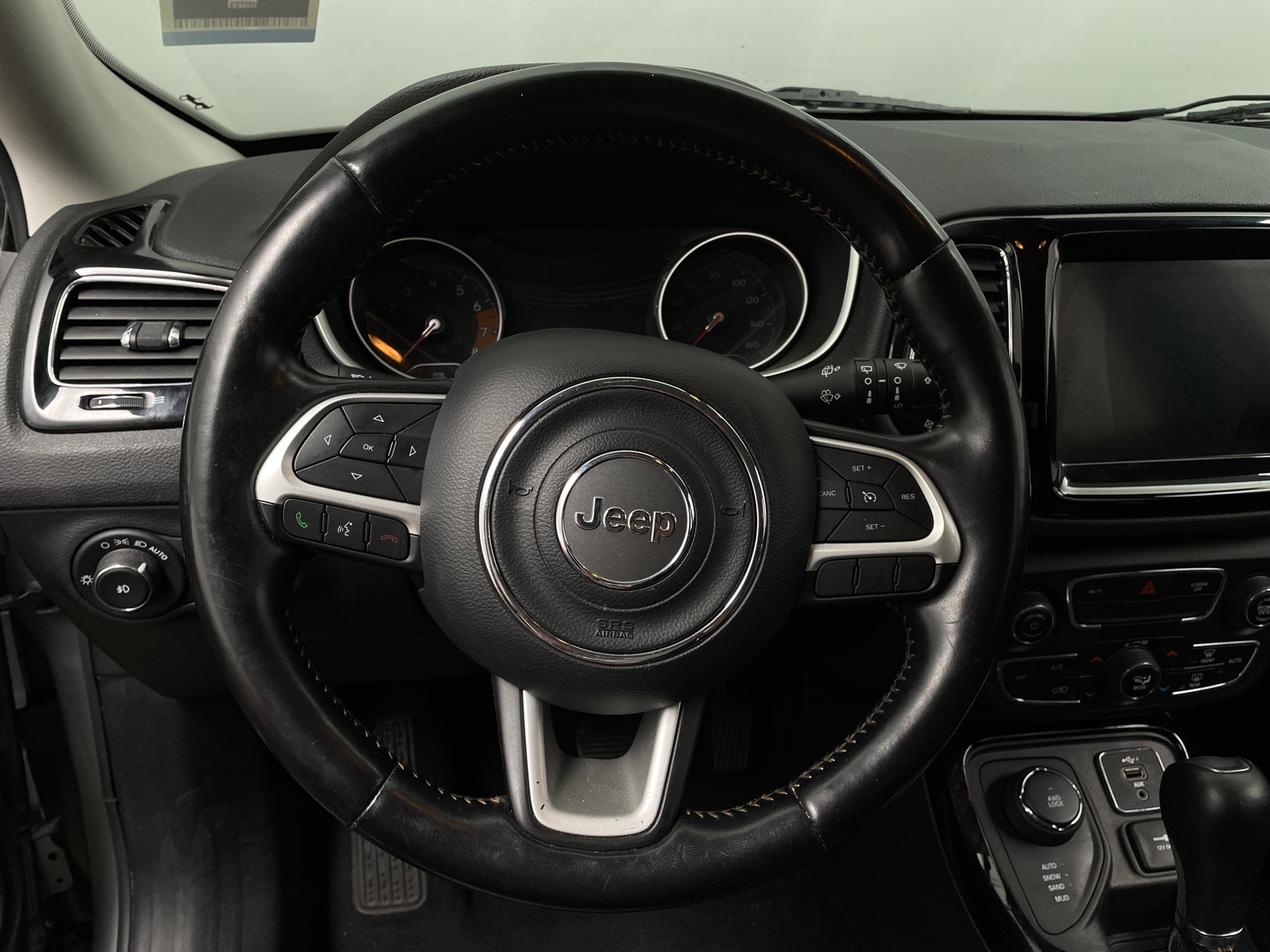 Thumbnail: 2020 Jeep Compass - 4