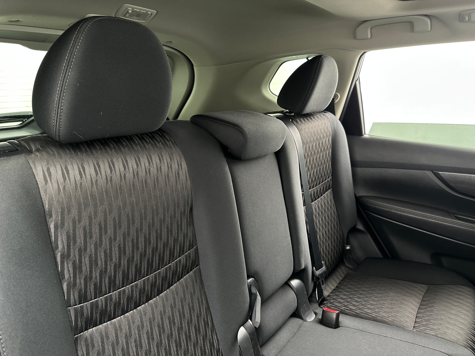 Thumbnail: 2018 Nissan Rogue - 6