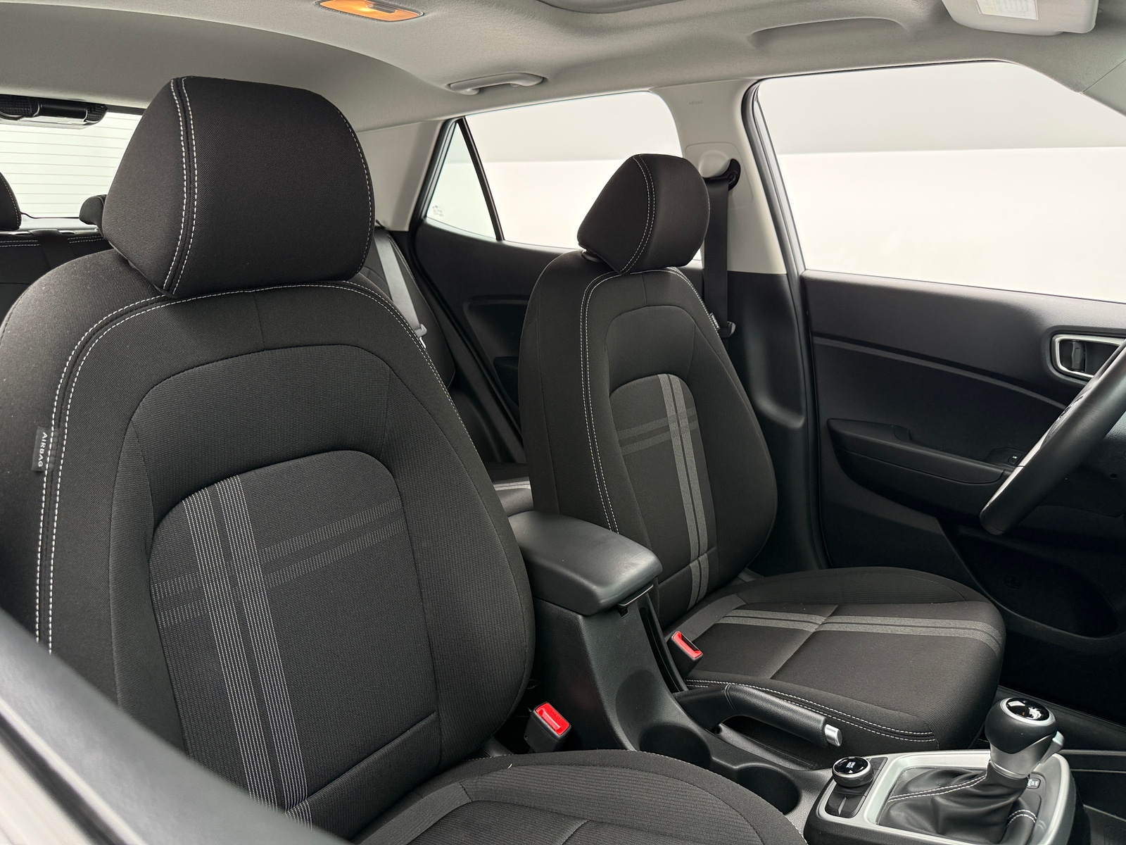 Thumbnail: 2025 Hyundai Venue - 2