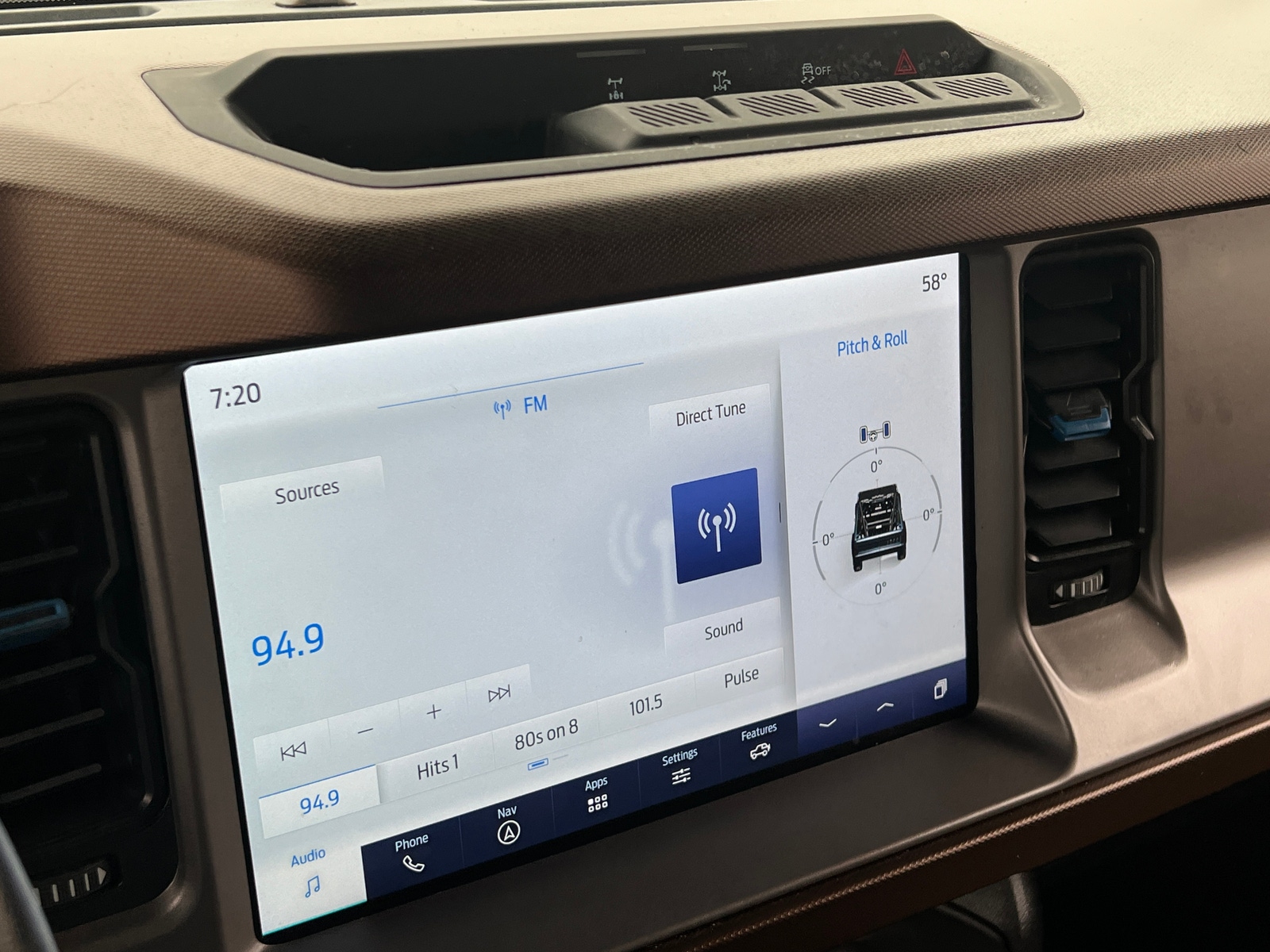 Thumbnail: 2021 Ford Bronco - 4