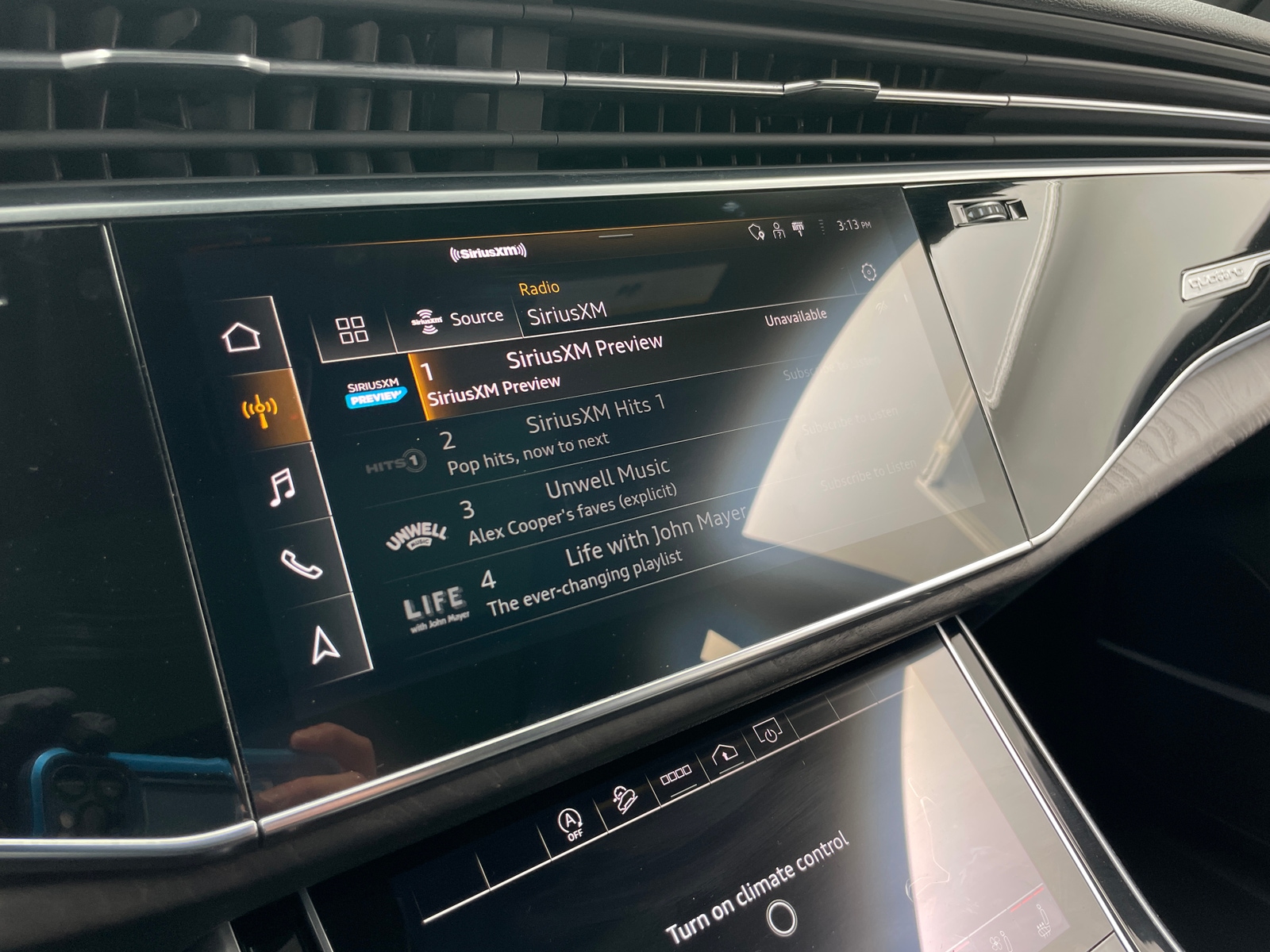 Thumbnail: 2021 Audi Q8 - 3