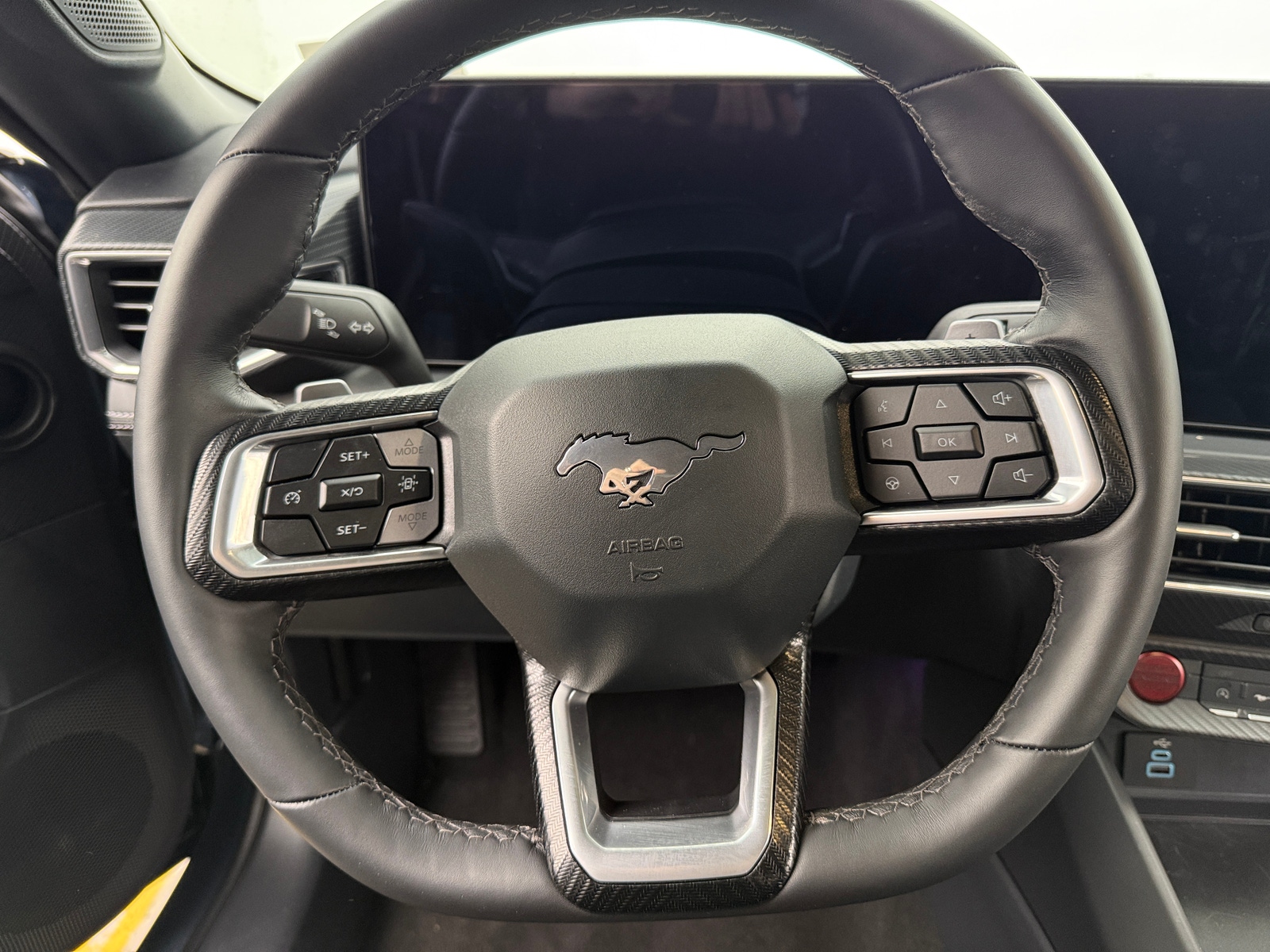 Thumbnail: 2025 Ford Mustang - 3