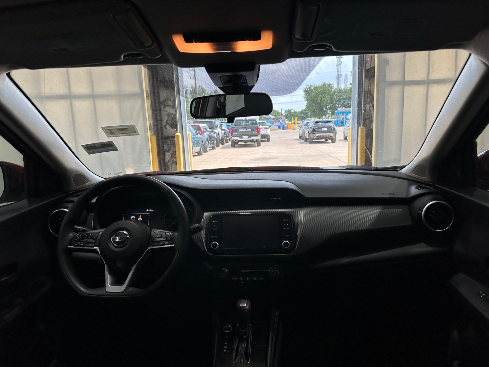 Thumbnail: 2021 Nissan Kicks - 3