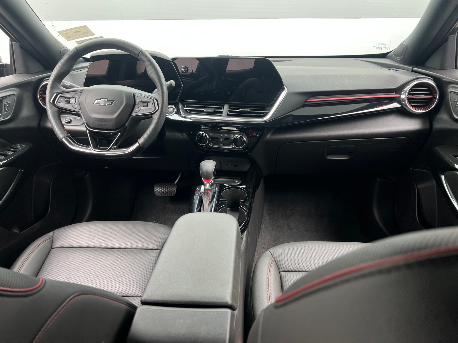 Thumbnail: 2025 Chevrolet Trax - 2