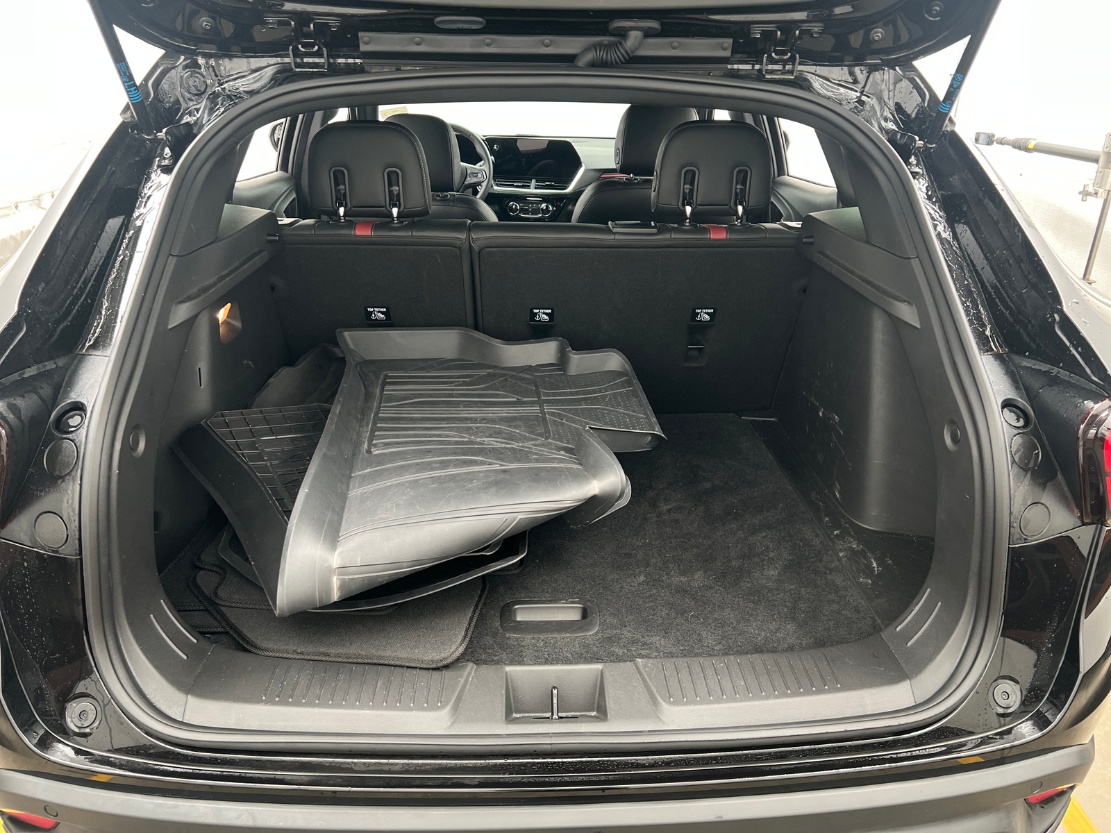 Thumbnail: 2025 Chevrolet Trax - 6