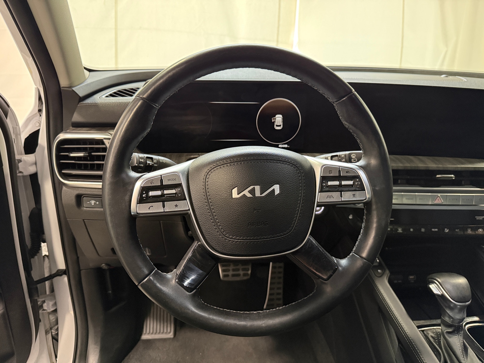 Thumbnail: 2023 Kia Telluride - 4