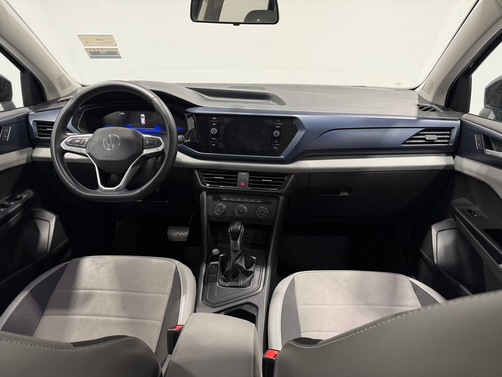 Thumbnail: 2022 Volkswagen Taos - 2