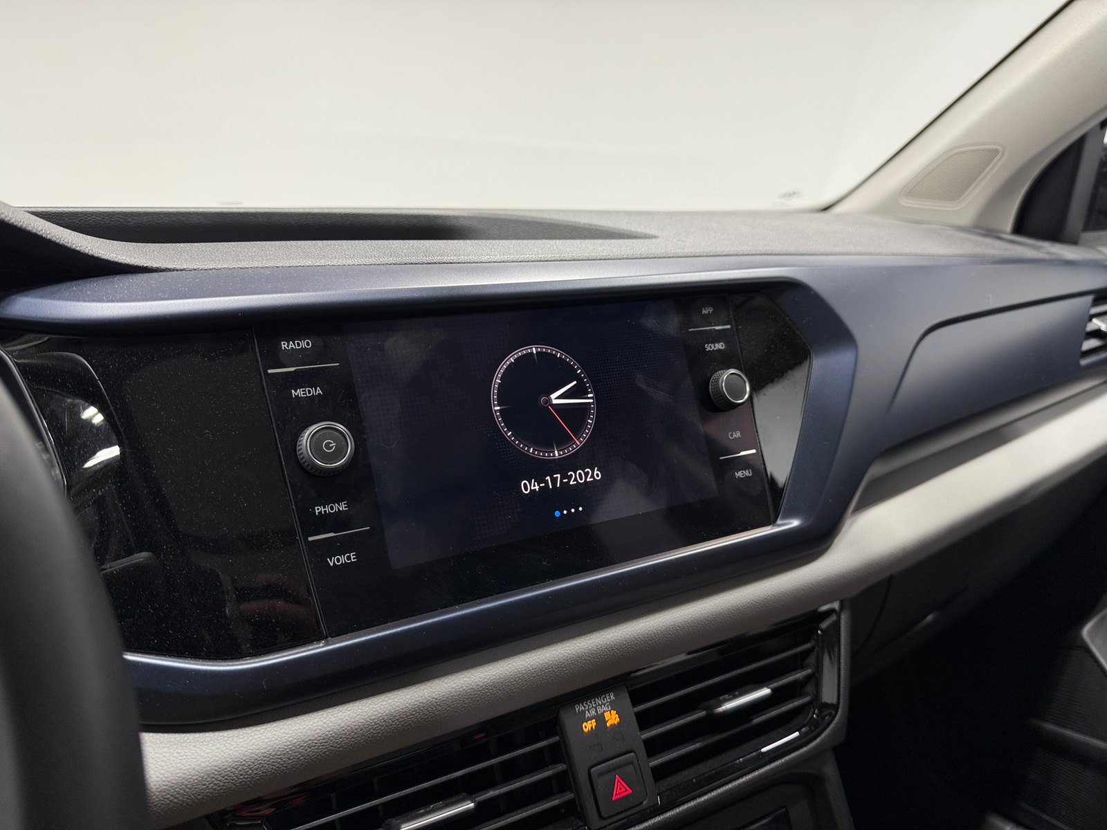 Thumbnail: 2022 Volkswagen Taos - 3