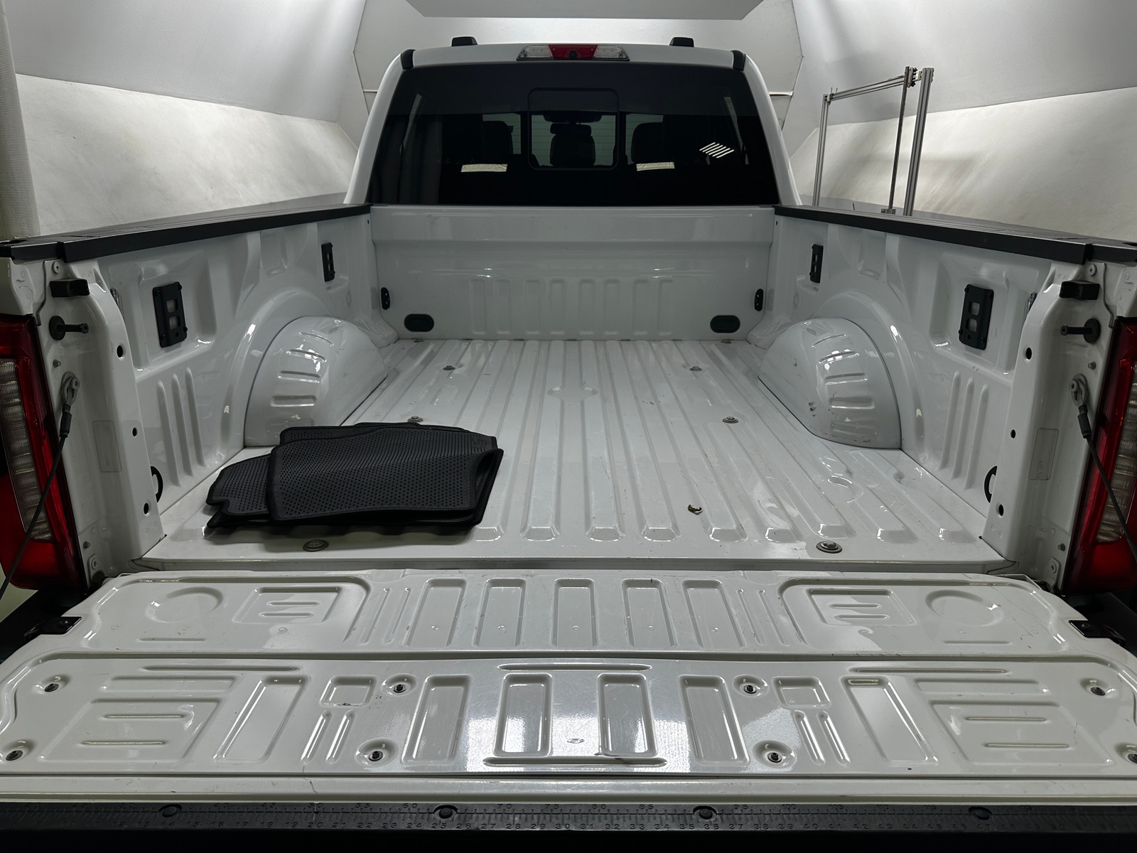 Thumbnail: 2024 Ford Econoline - 6