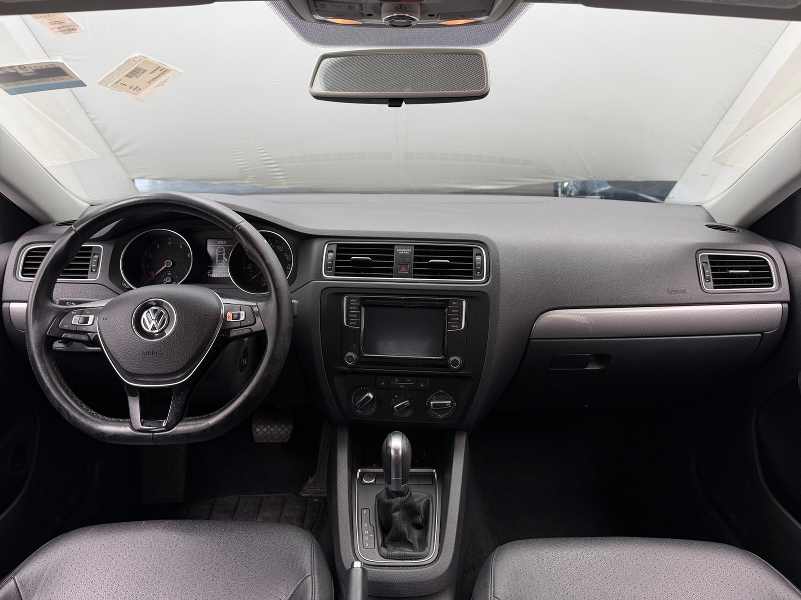 Thumbnail: 2017 Volkswagen Jetta - 2