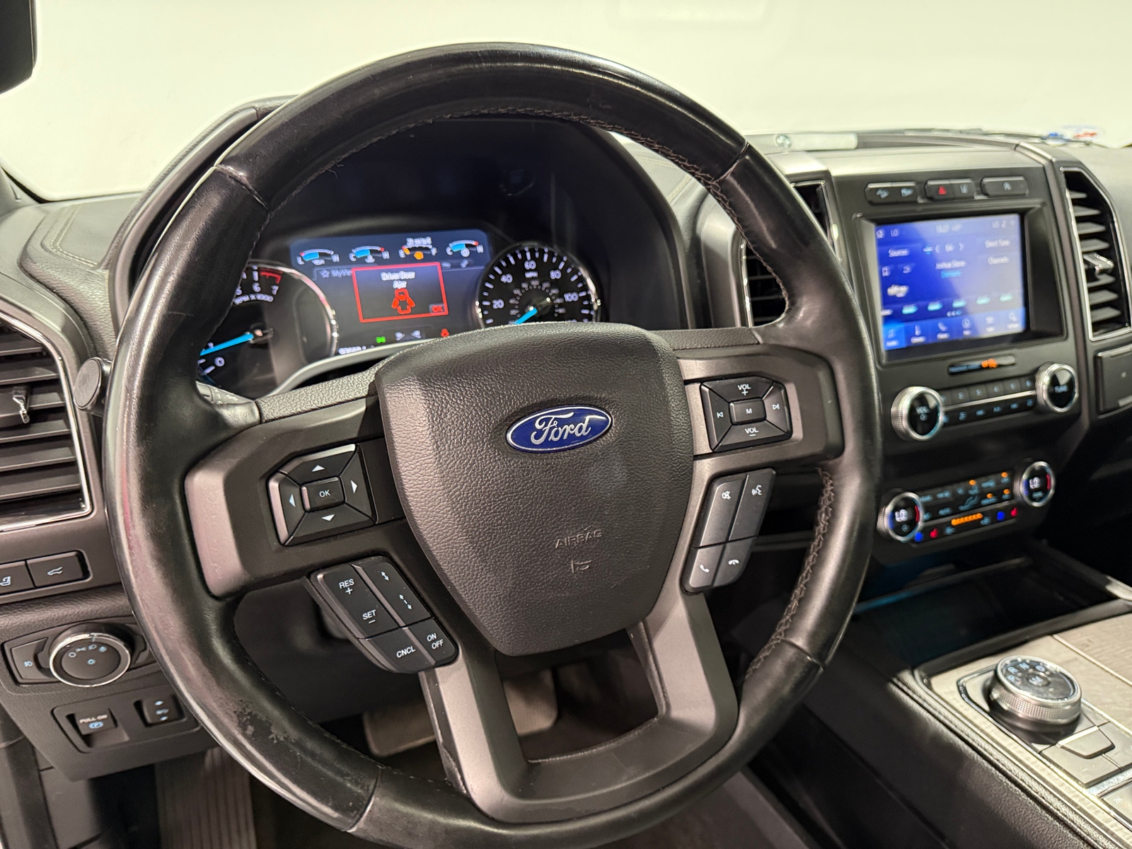 Thumbnail: 2020 Ford Expedition MAX - 4