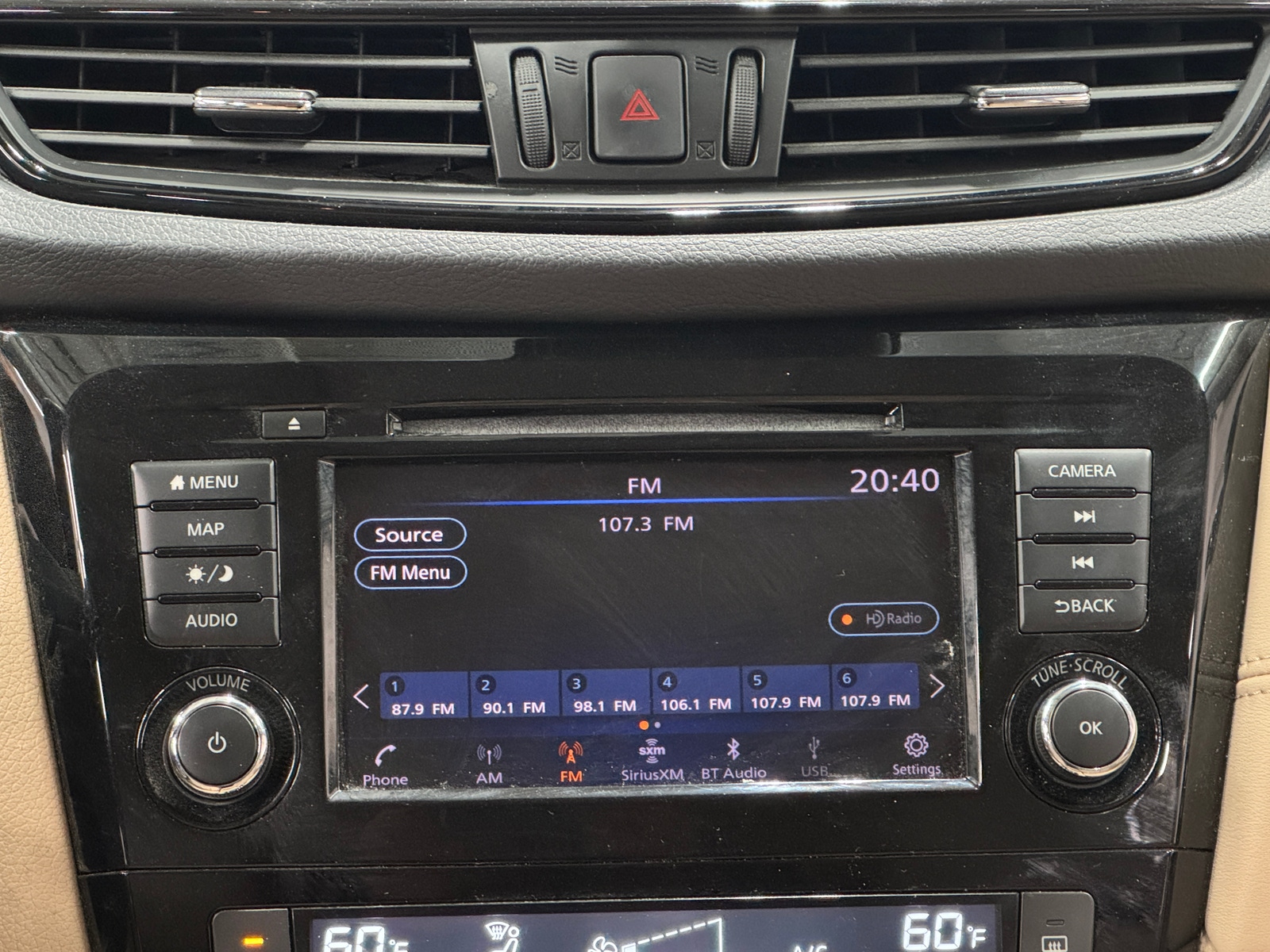 Thumbnail: 2019 Nissan Rogue - 3