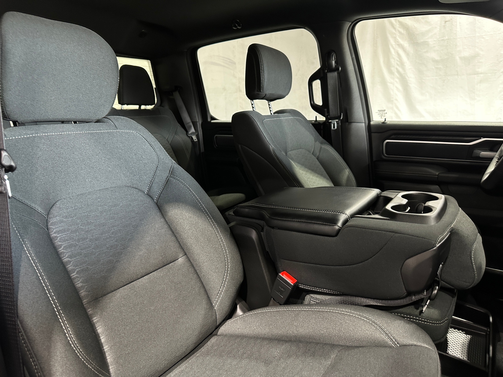 Thumbnail: 2025 RAM 1500 - 2