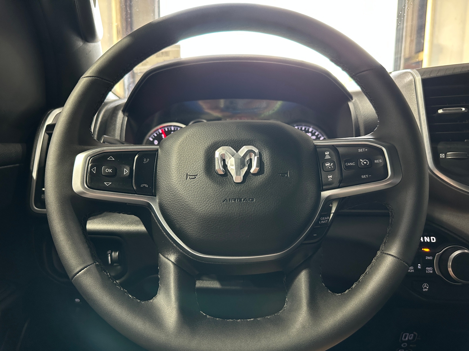Thumbnail: 2025 RAM 1500 - 5