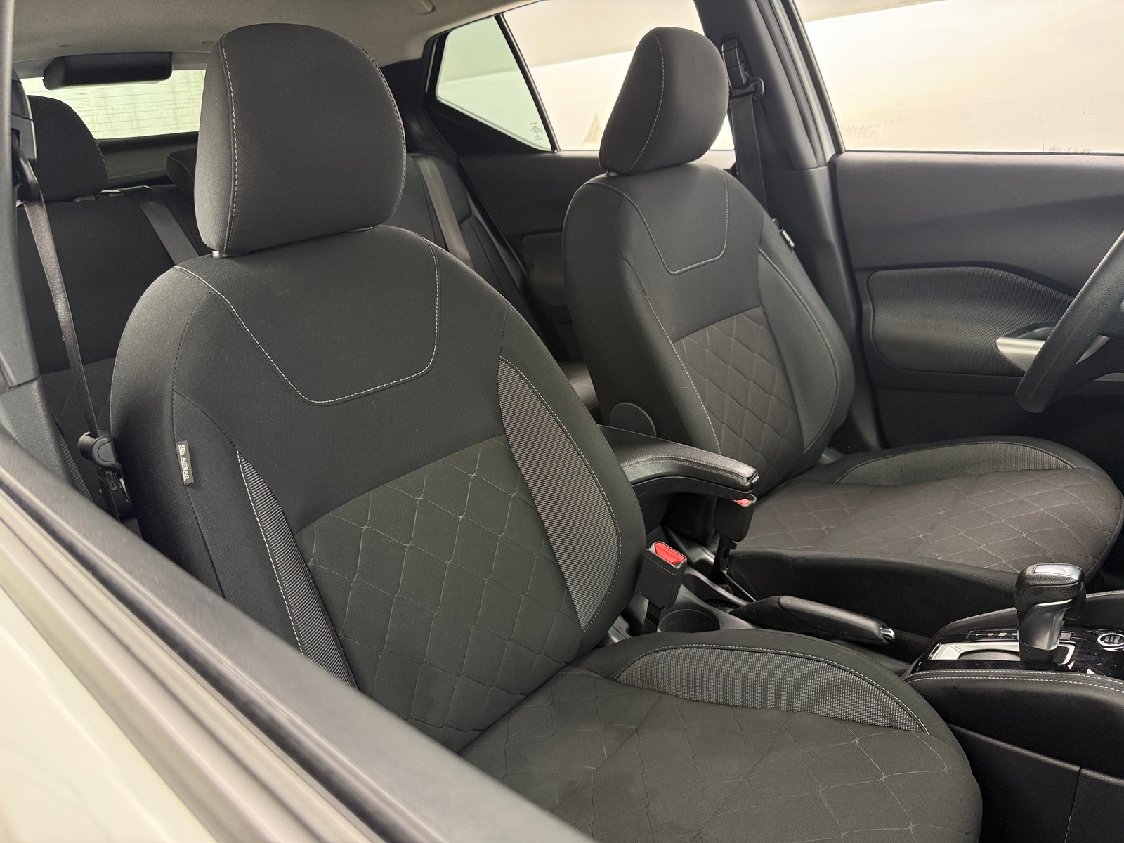 Thumbnail: 2020 Nissan Kicks - 2