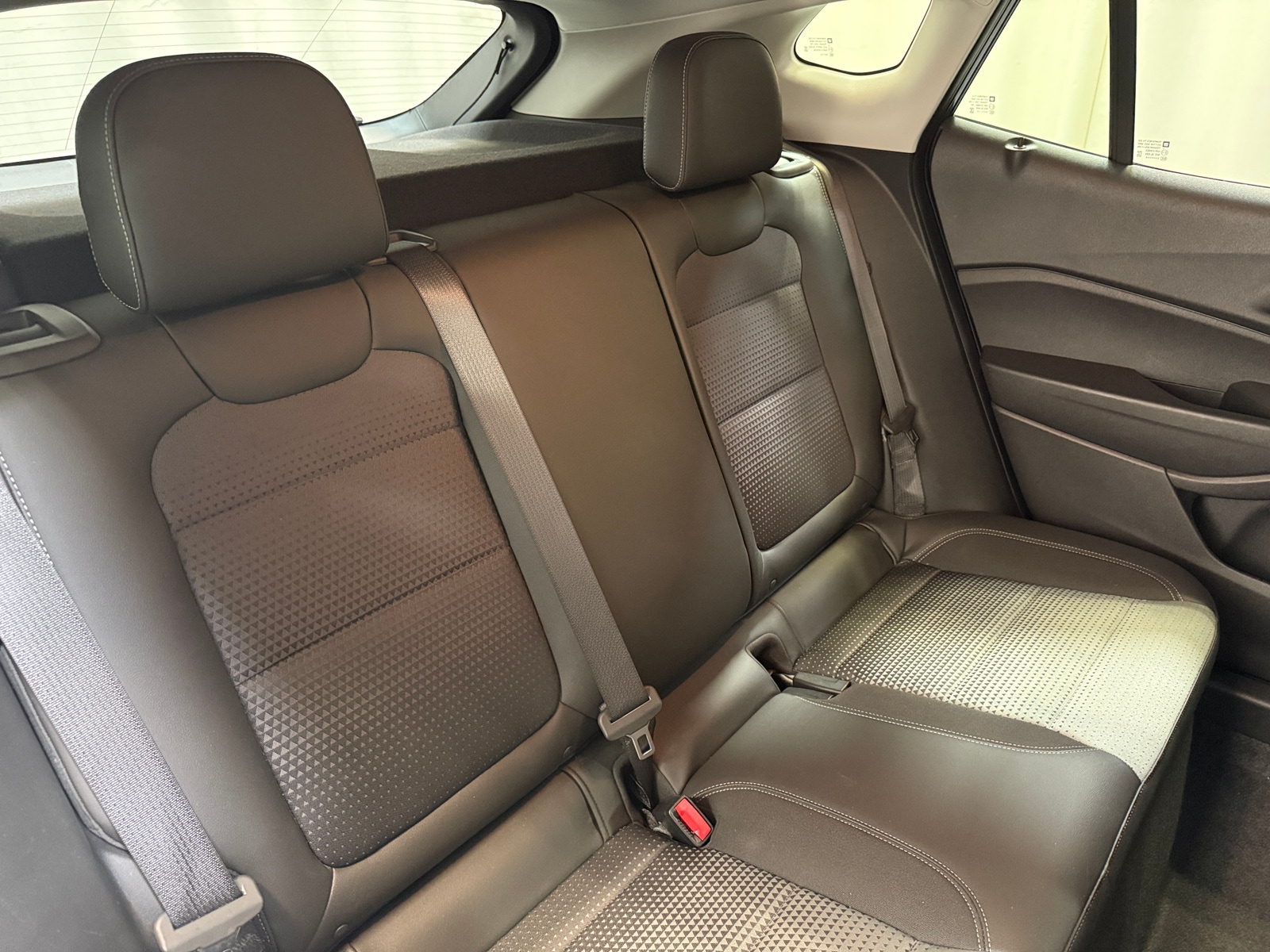 Thumbnail: 2025 Chevrolet Trax - 6