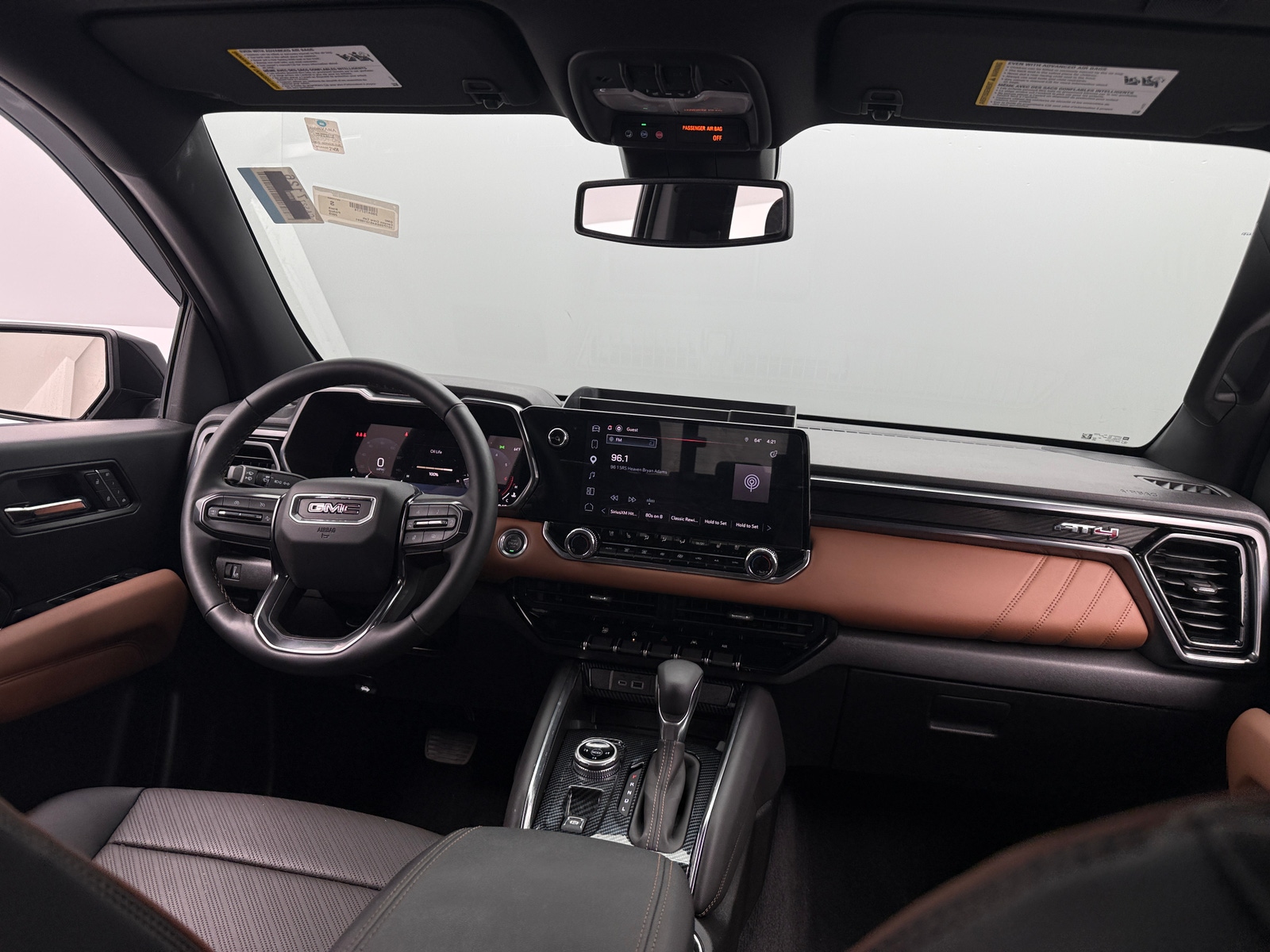 Thumbnail: 2025 GMC Canyon - 3