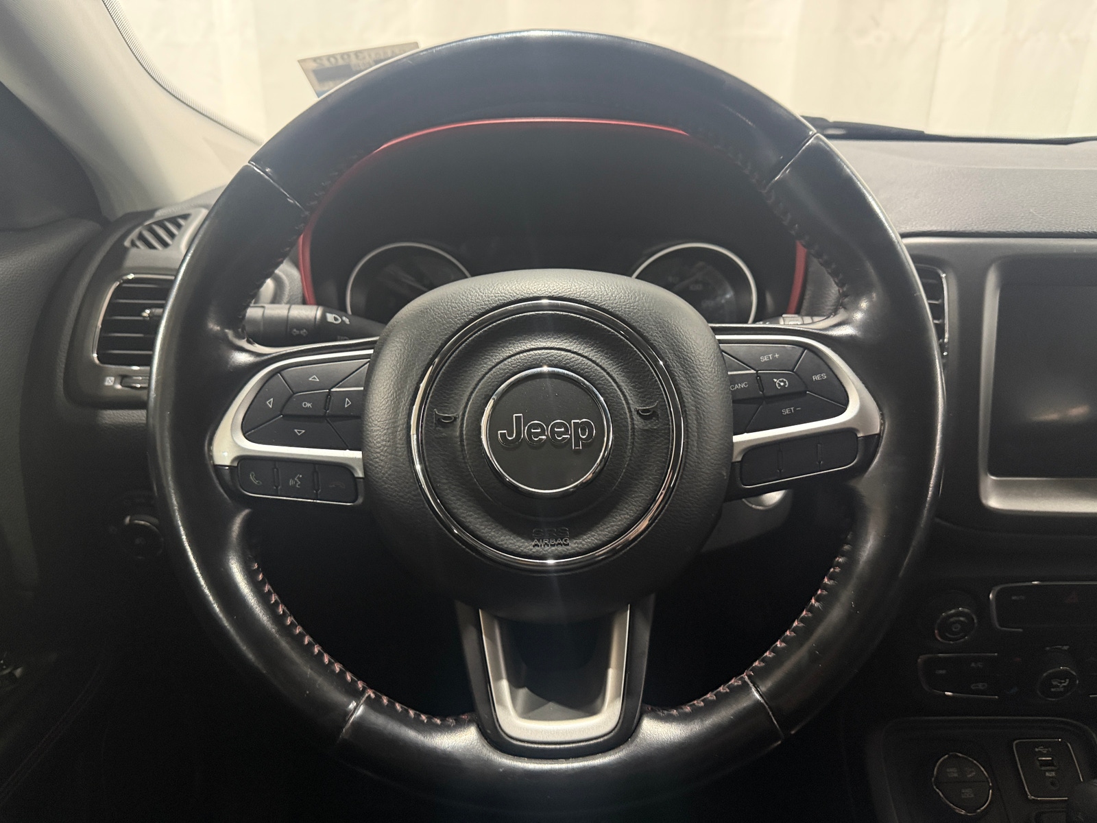 Thumbnail: 2020 Jeep Compass - 4