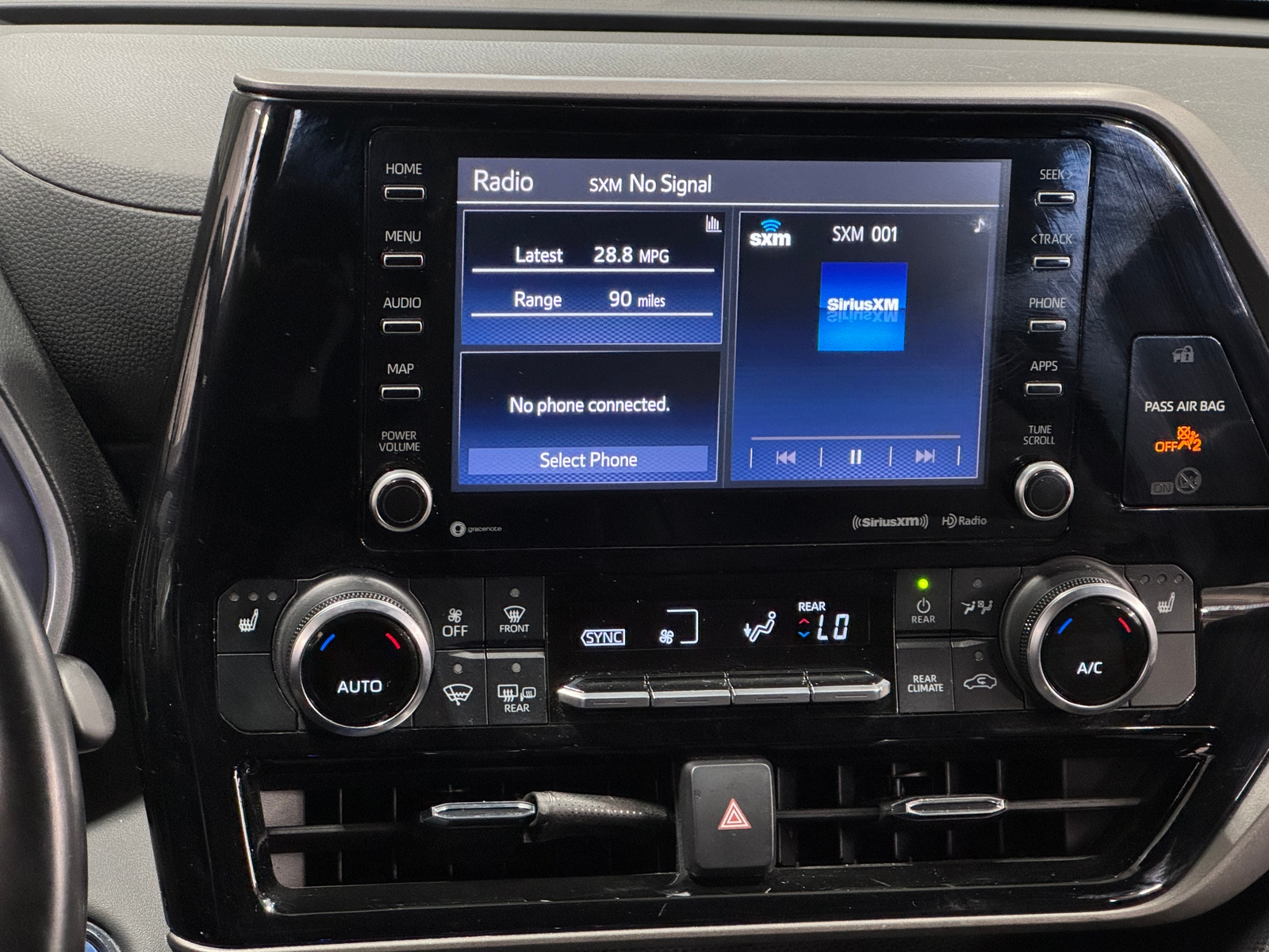 Thumbnail: 2022 Toyota Highlander - 3