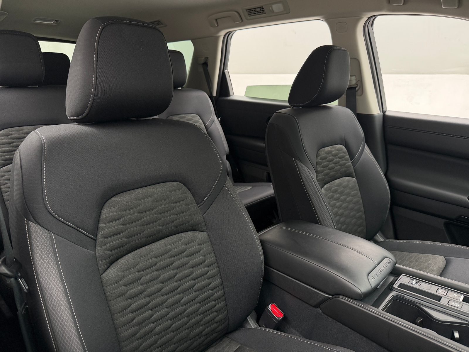 Thumbnail: 2025 Nissan Pathfinder - 2