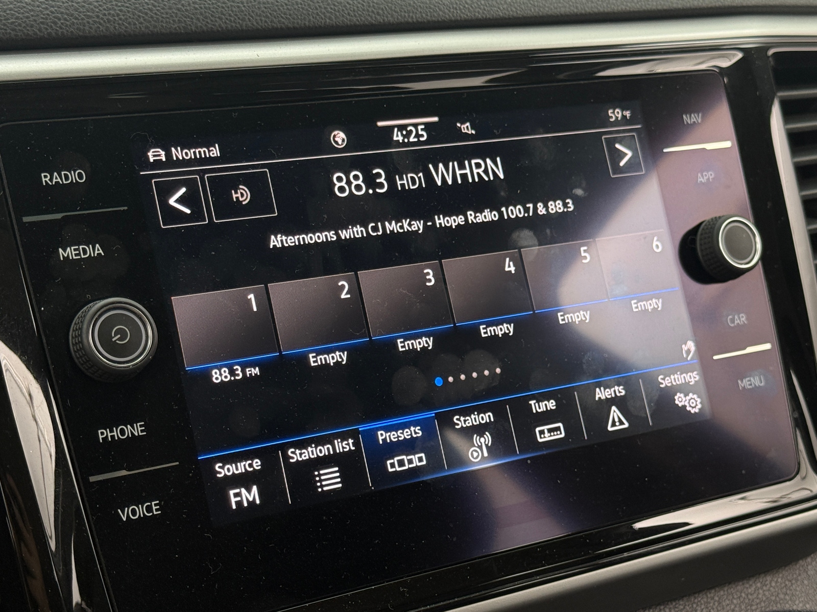 Thumbnail: 2021 Volkswagen Atlas - 3