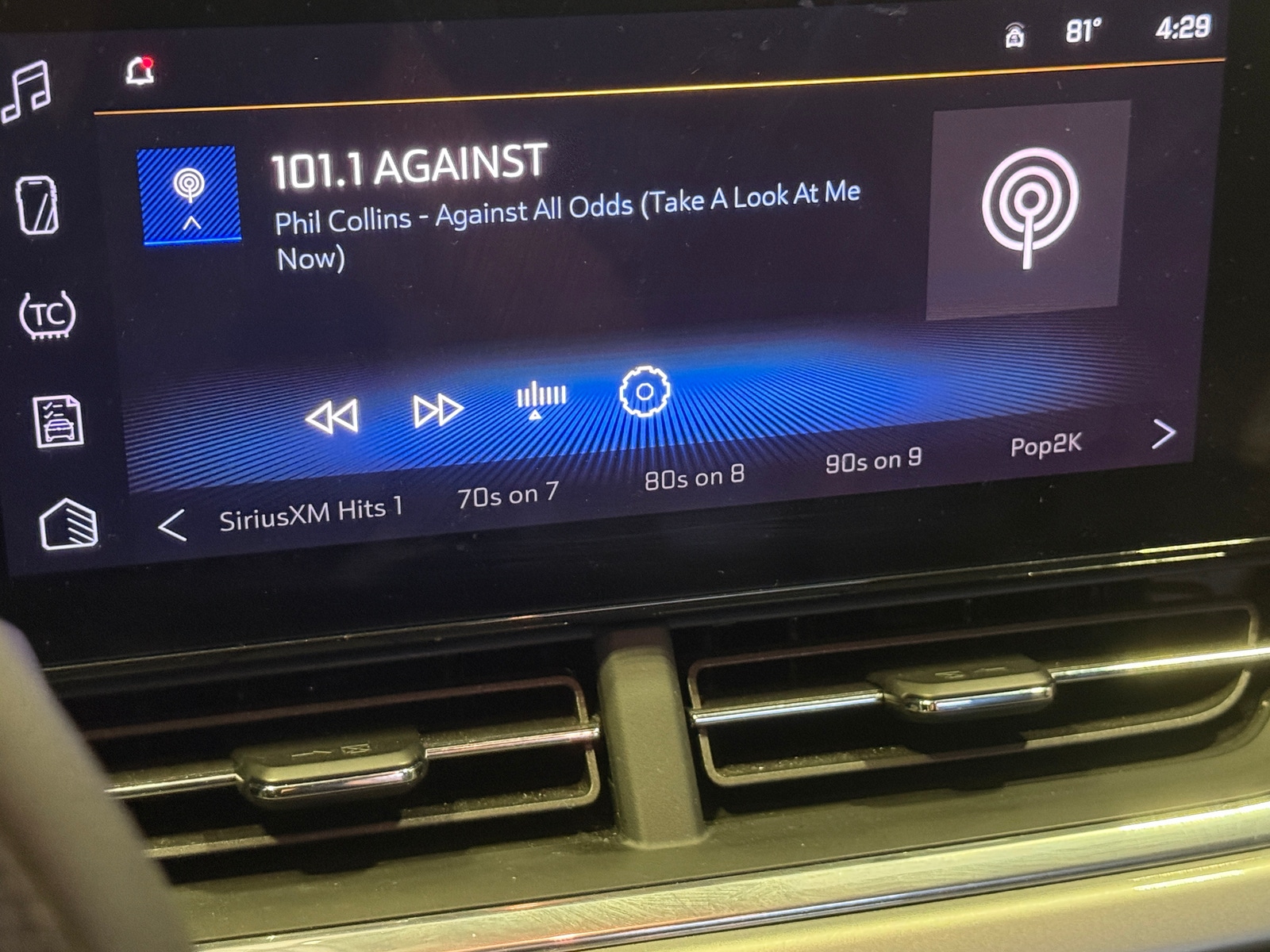 Thumbnail: 2025 Chevrolet Trax - 4