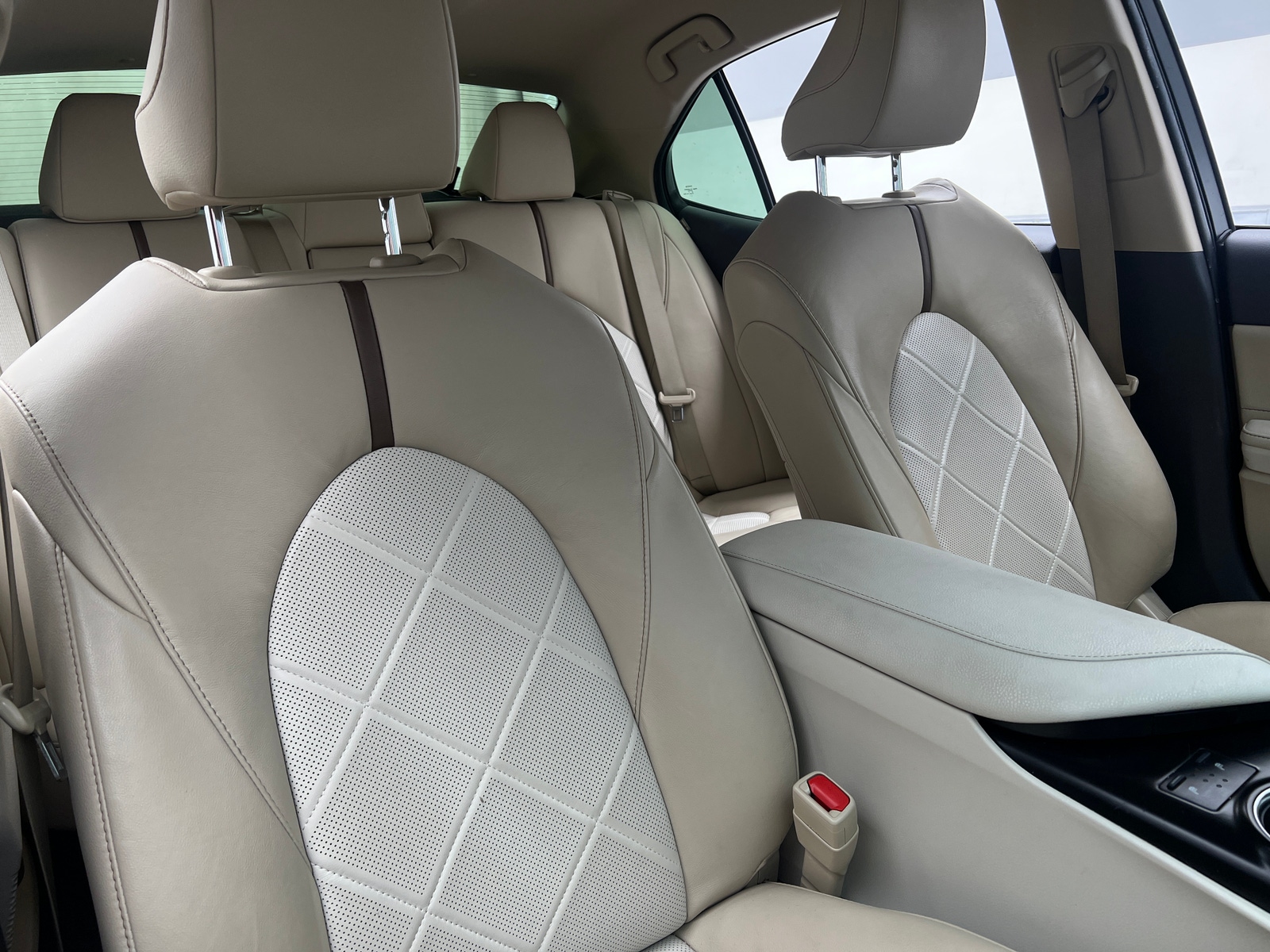 Thumbnail: 2018 Toyota Camry - 2