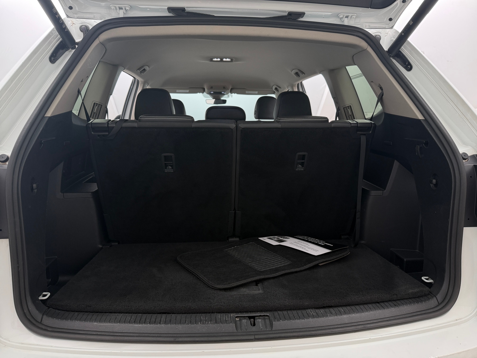 Thumbnail: 2025 Volkswagen Atlas - 6