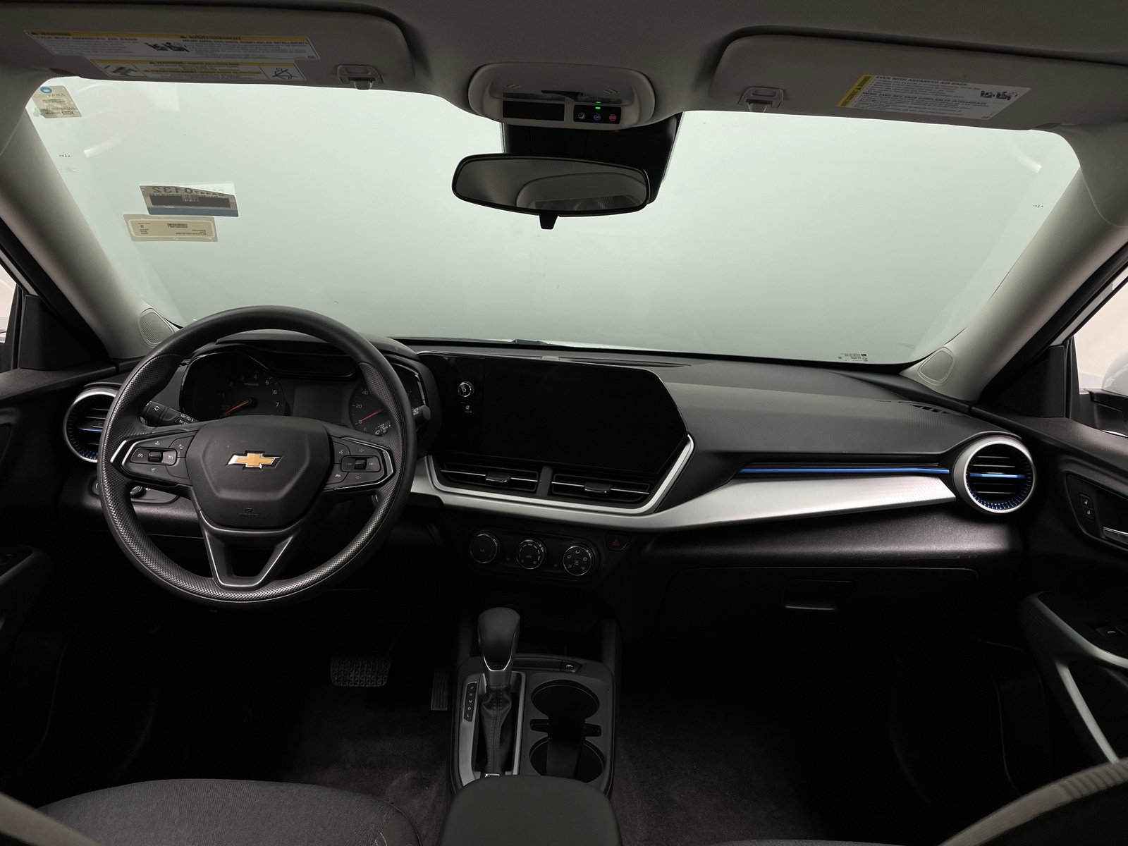 Thumbnail: 2024 Chevrolet Trax - 3