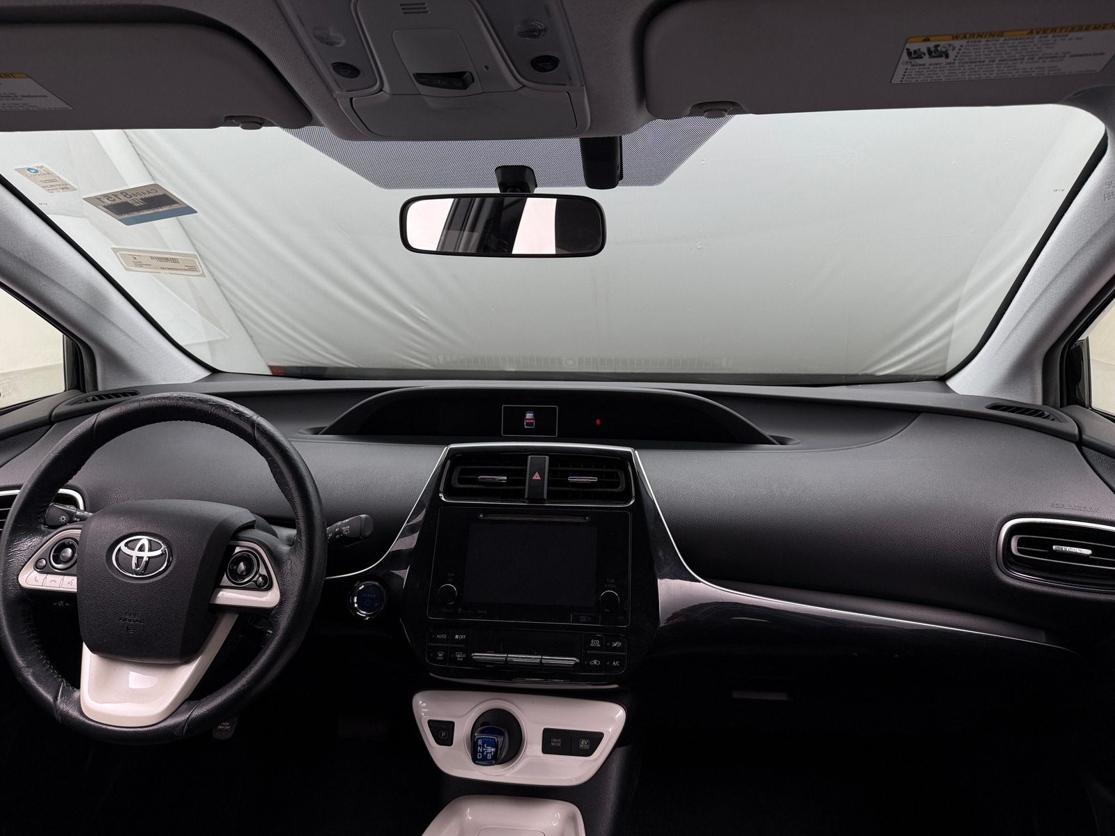 Thumbnail: 2016 Toyota Prius - 3