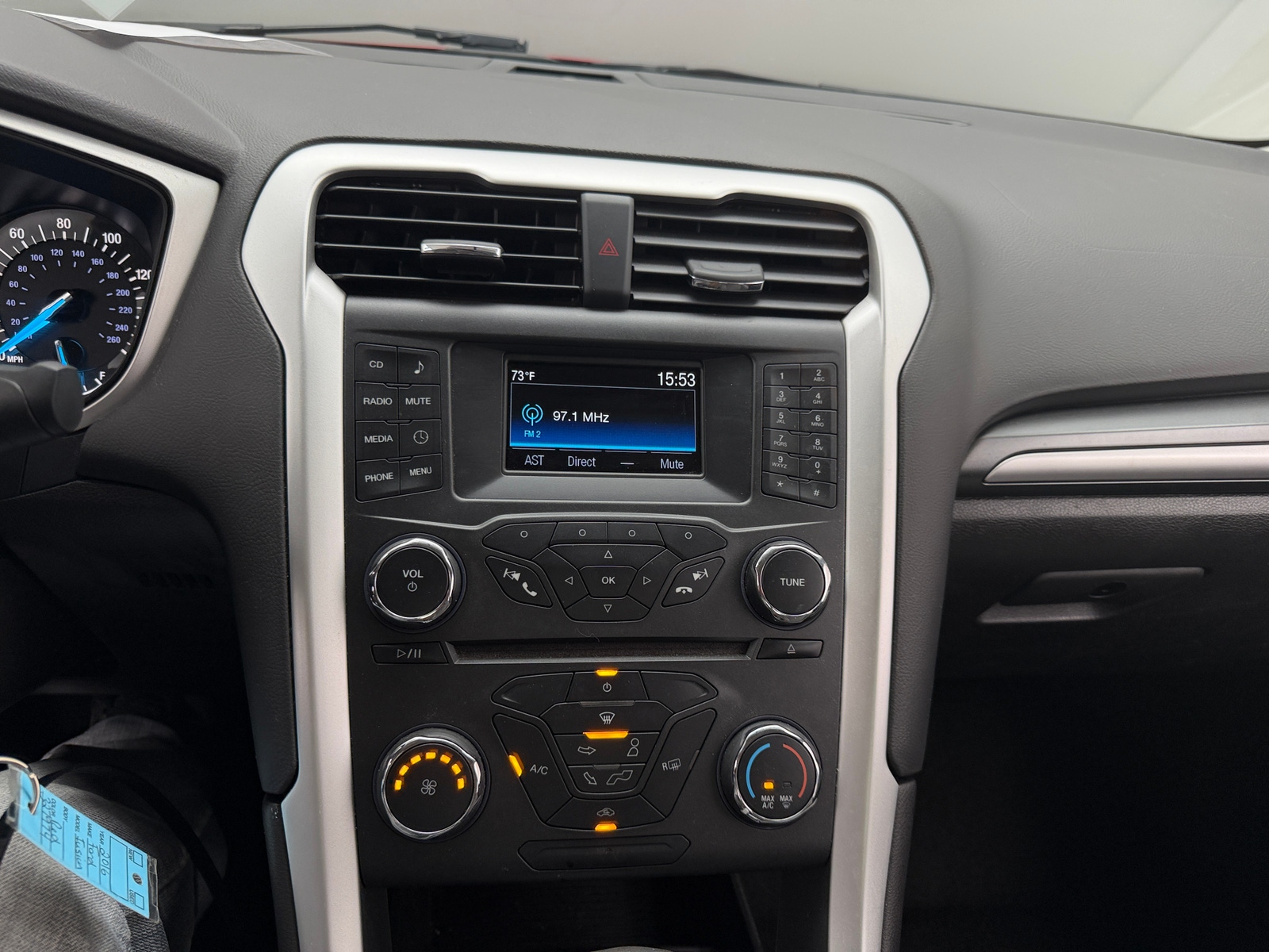 Thumbnail: 2016 Ford Fusion - 4