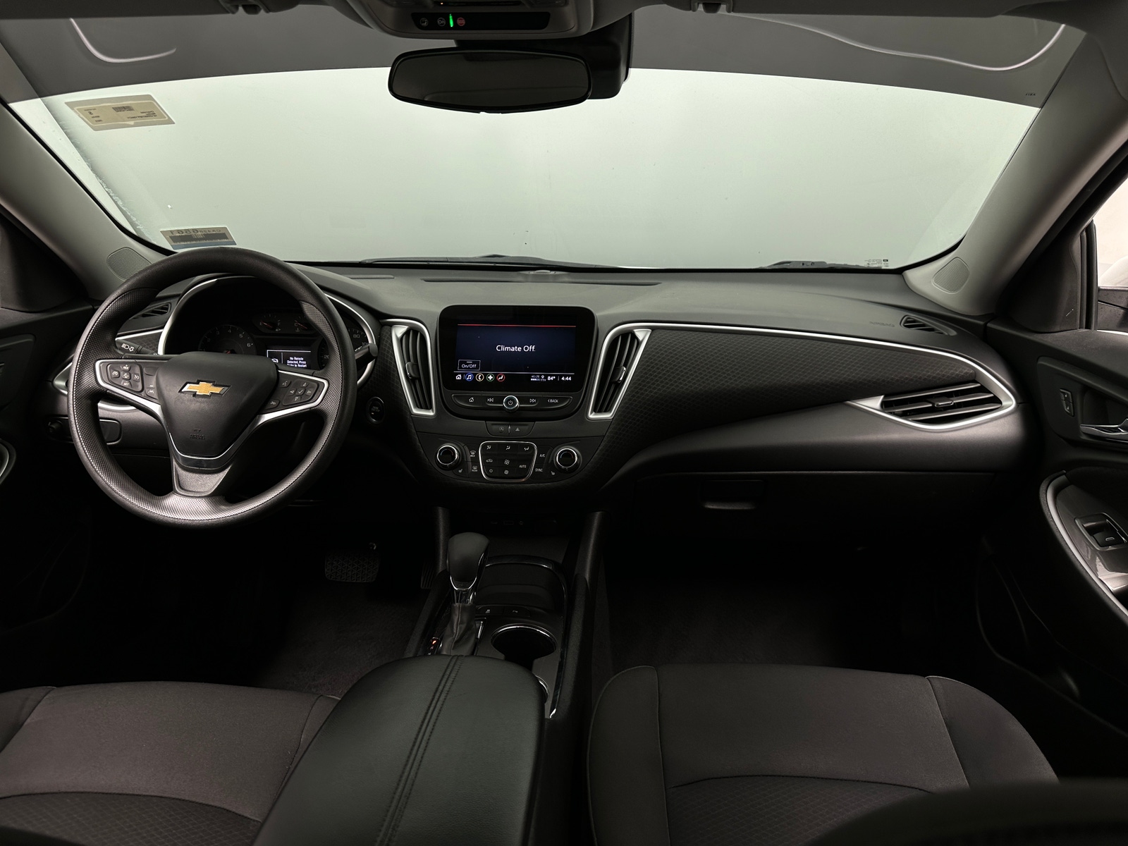 Thumbnail: 2023 Chevrolet Malibu - 3