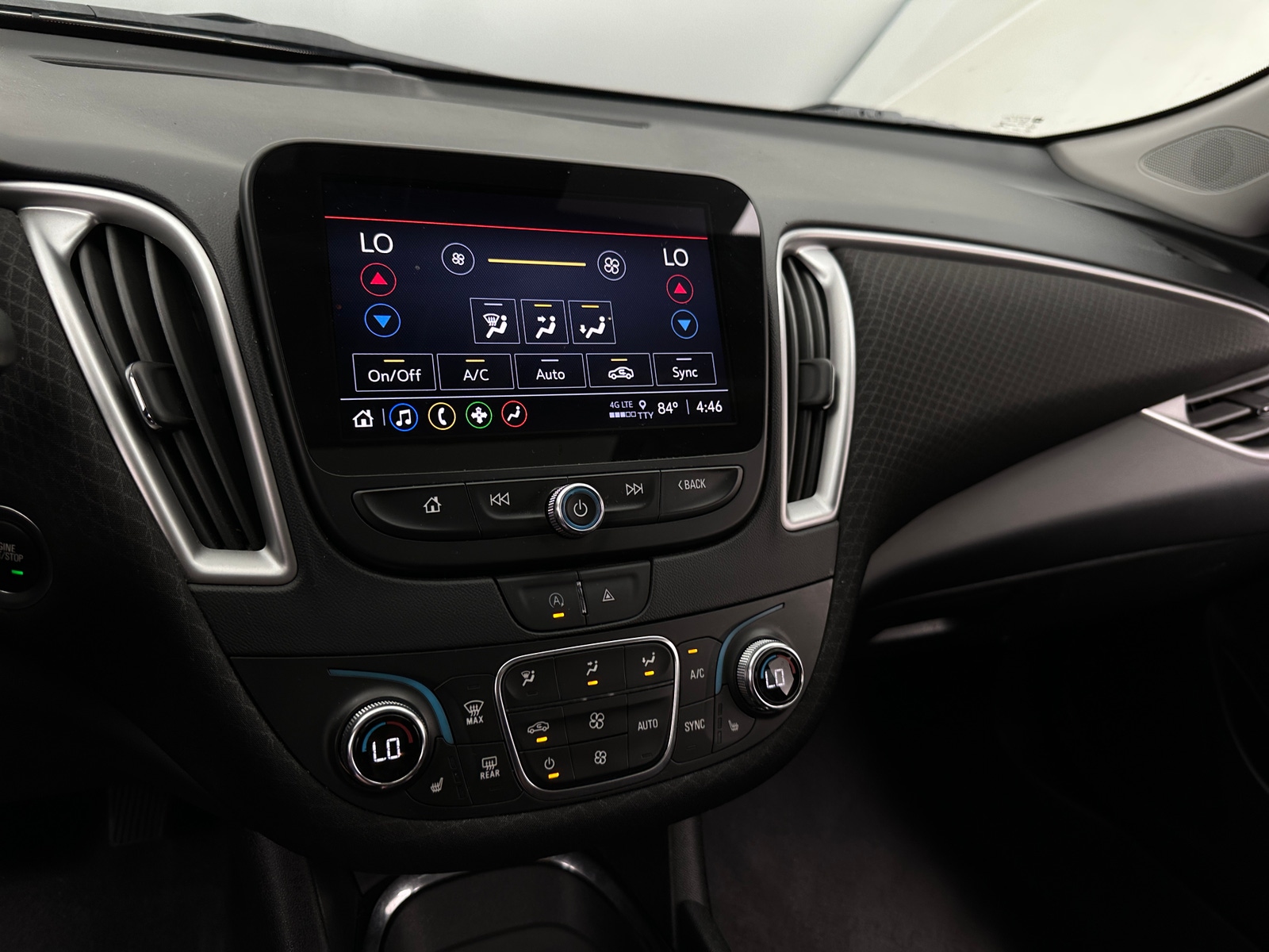 Thumbnail: 2023 Chevrolet Malibu - 4