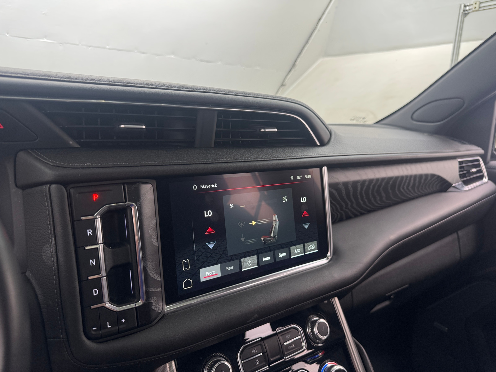 Thumbnail: 2023 GMC Yukon - 3