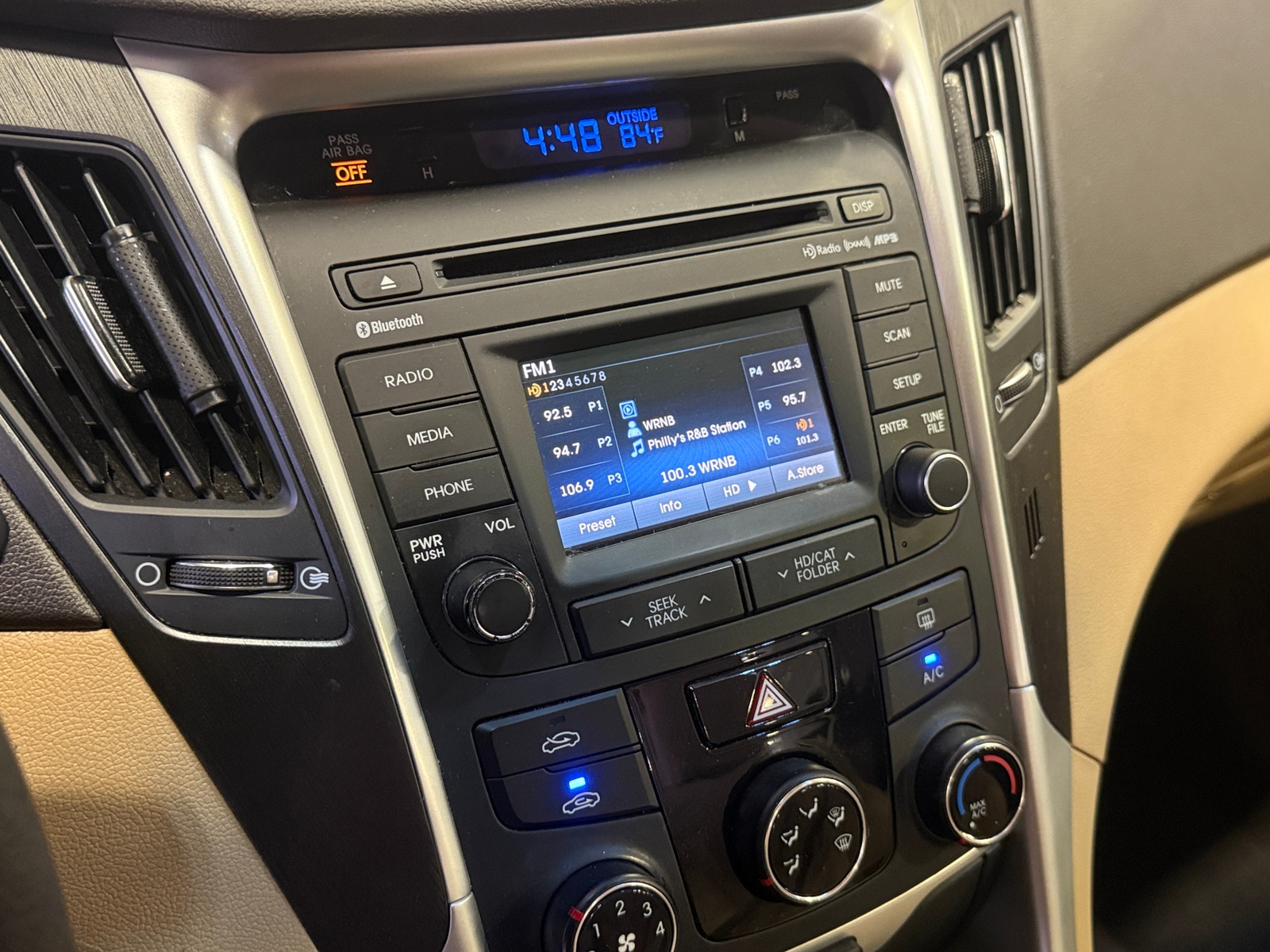 Thumbnail: 2014 Hyundai Sonata - 4