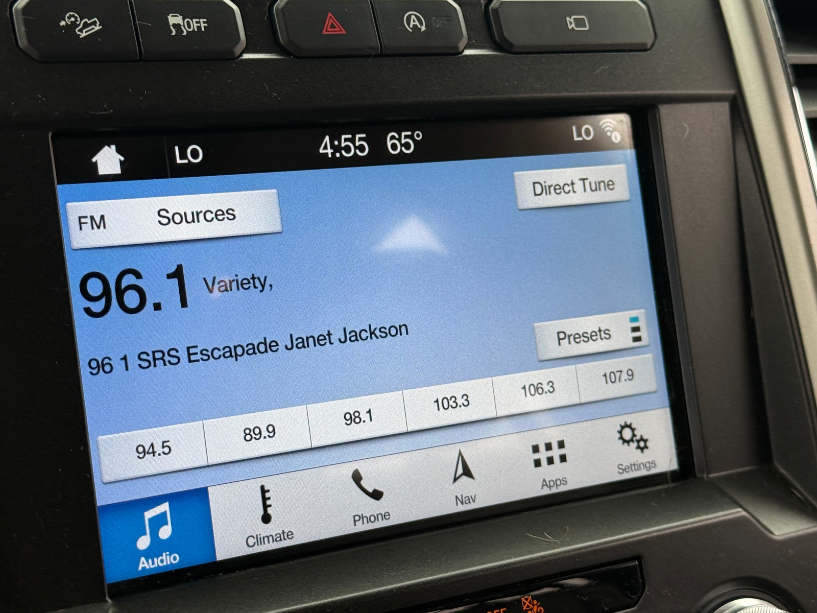 Thumbnail: 2017 Ford Econoline - 3