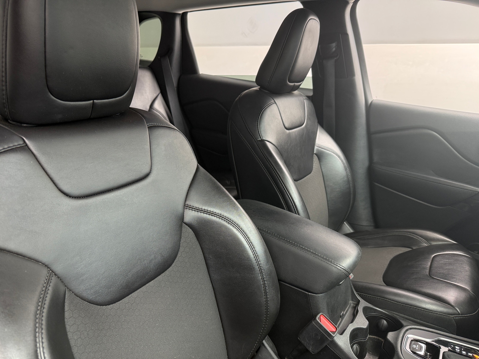 Thumbnail: 2021 Jeep Cherokee - 2