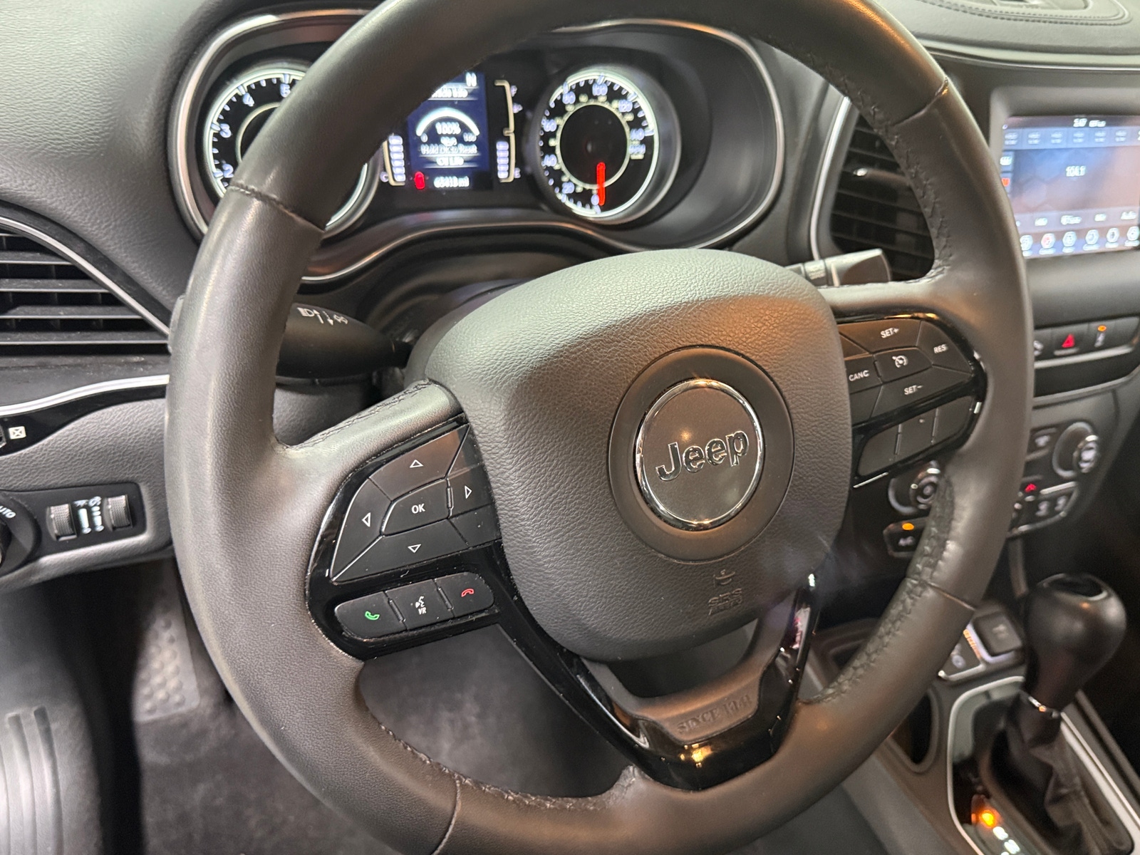 Thumbnail: 2021 Jeep Cherokee - 5