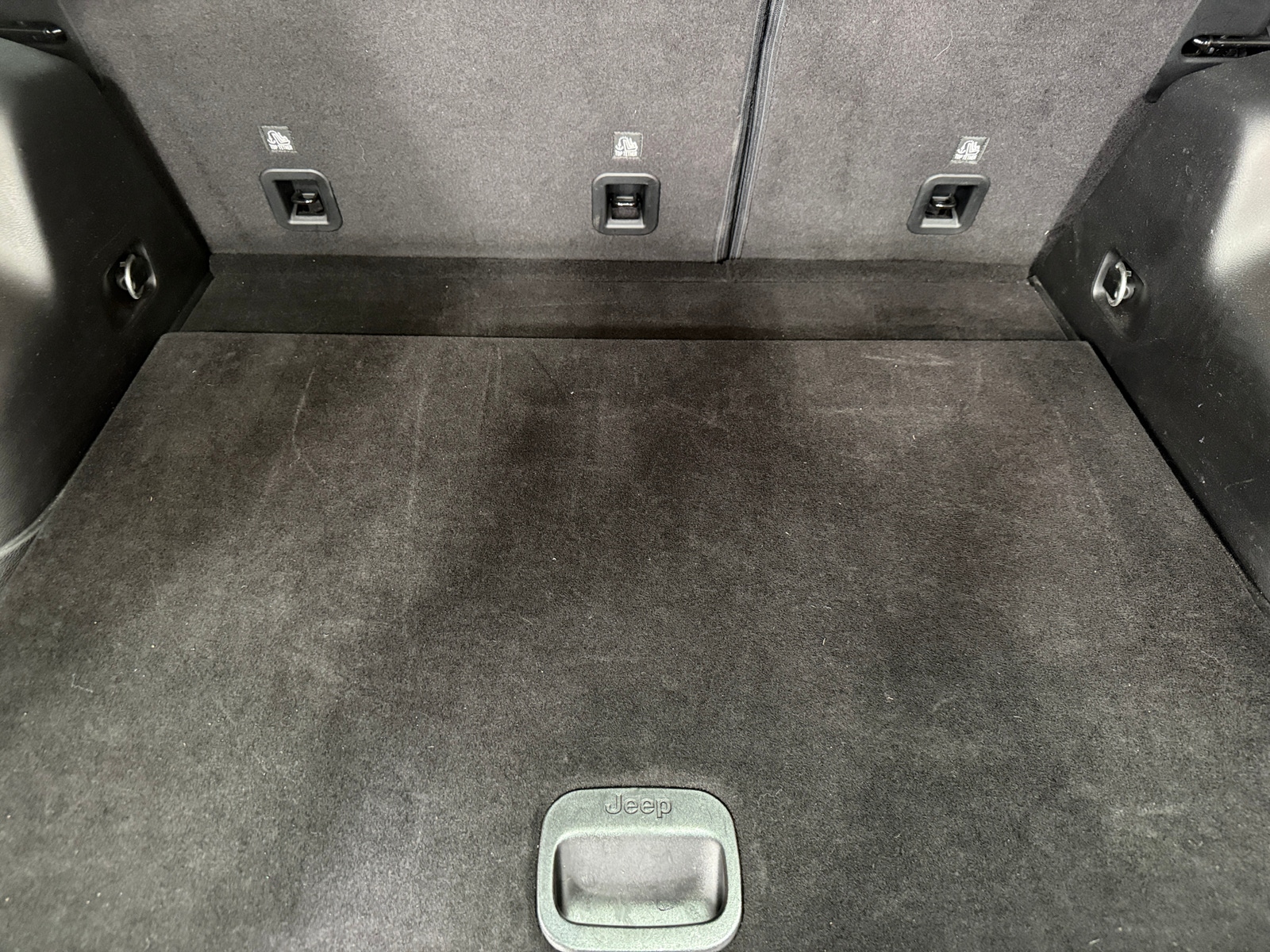 Thumbnail: 2021 Jeep Cherokee - 7