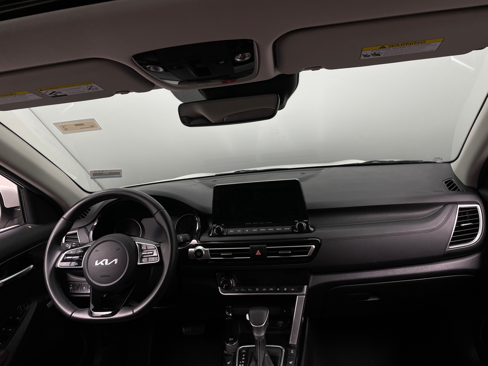 Thumbnail: 2023 Kia Seltos - 3