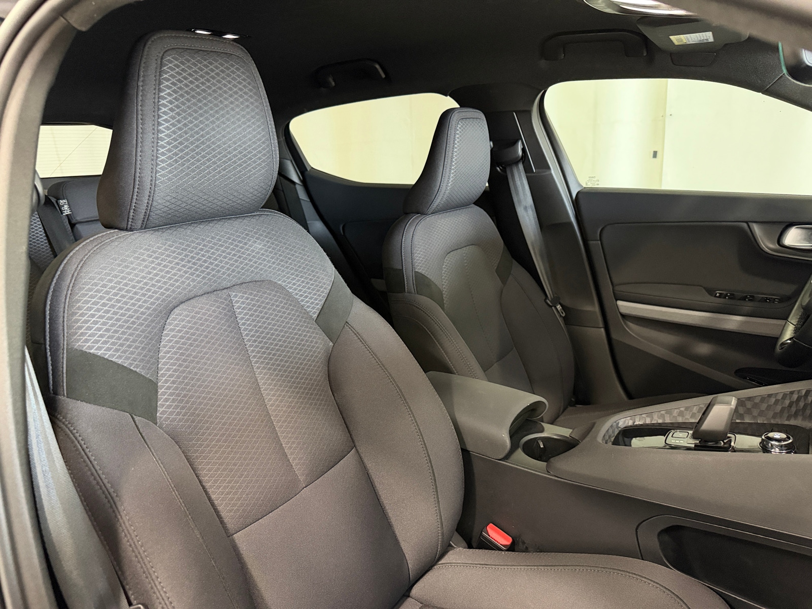 Thumbnail: 2024 Polestar 2 - 2