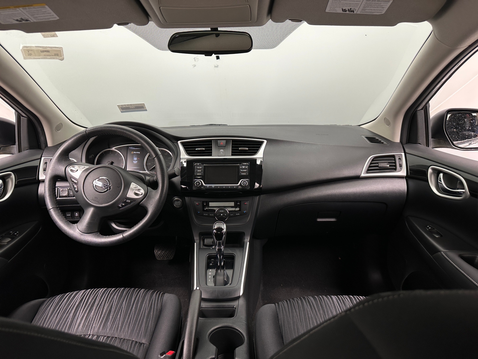 Thumbnail: 2018 Nissan Sentra - 3