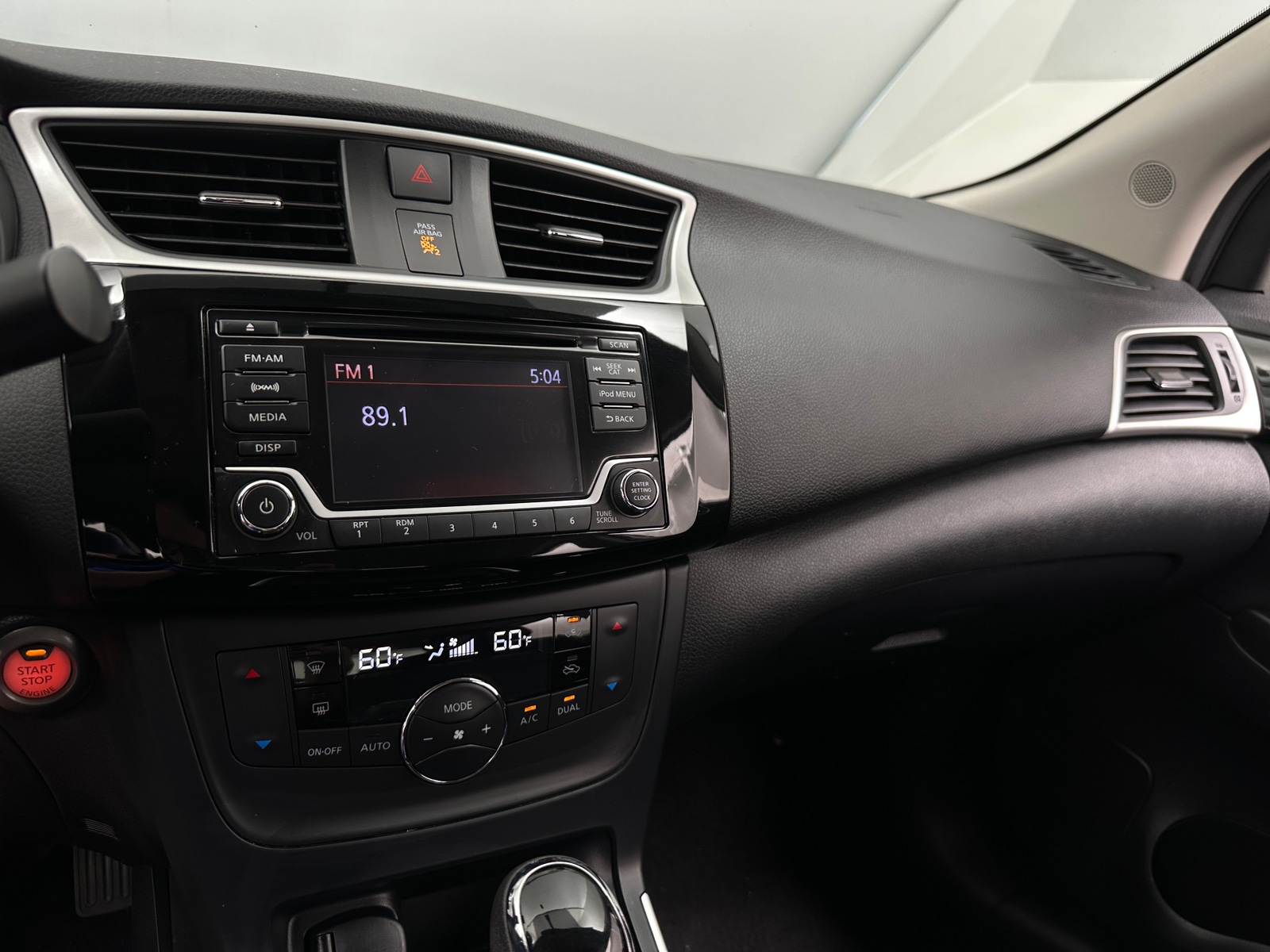 Thumbnail: 2018 Nissan Sentra - 4