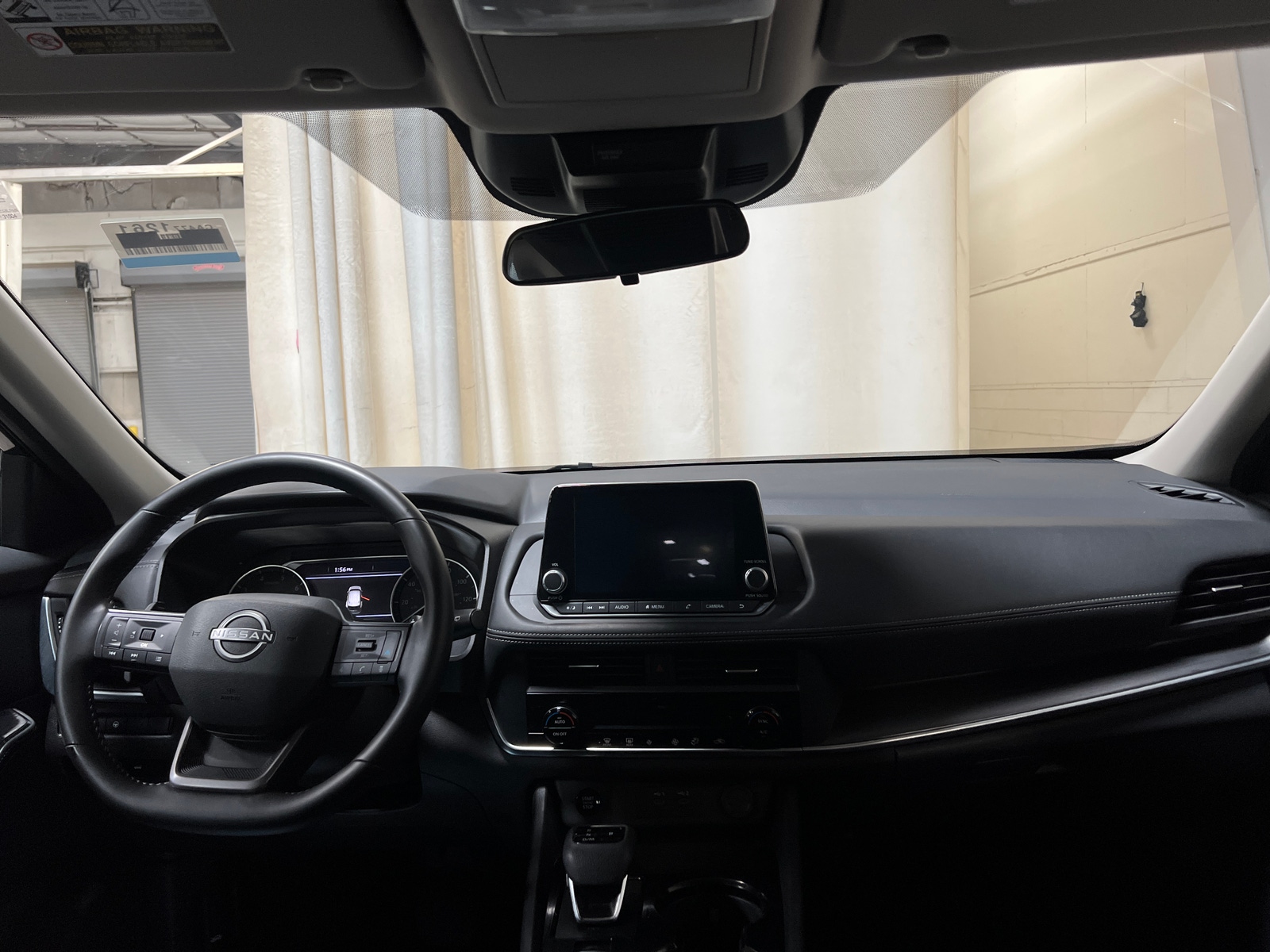 Thumbnail: 2025 Nissan Rogue - 3