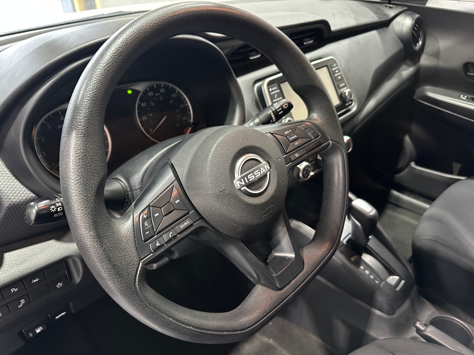 Thumbnail: 2024 Nissan Kicks - 5