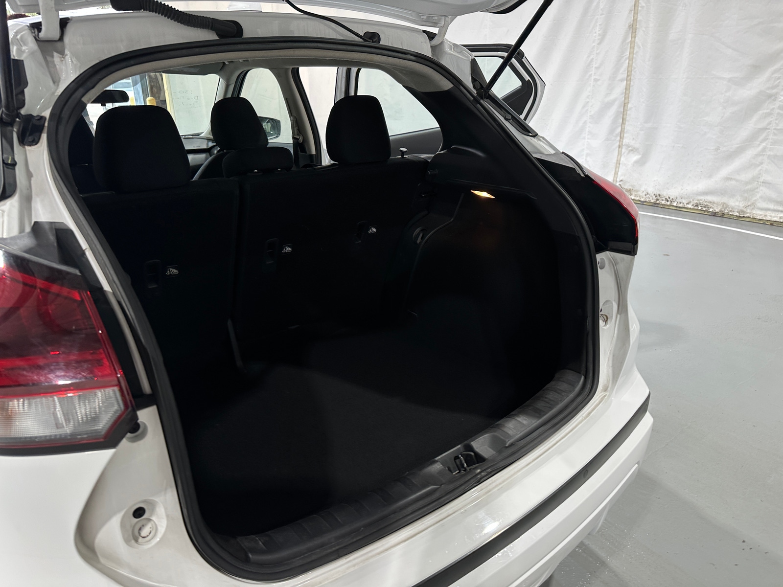 Thumbnail: 2024 Nissan Kicks - 7